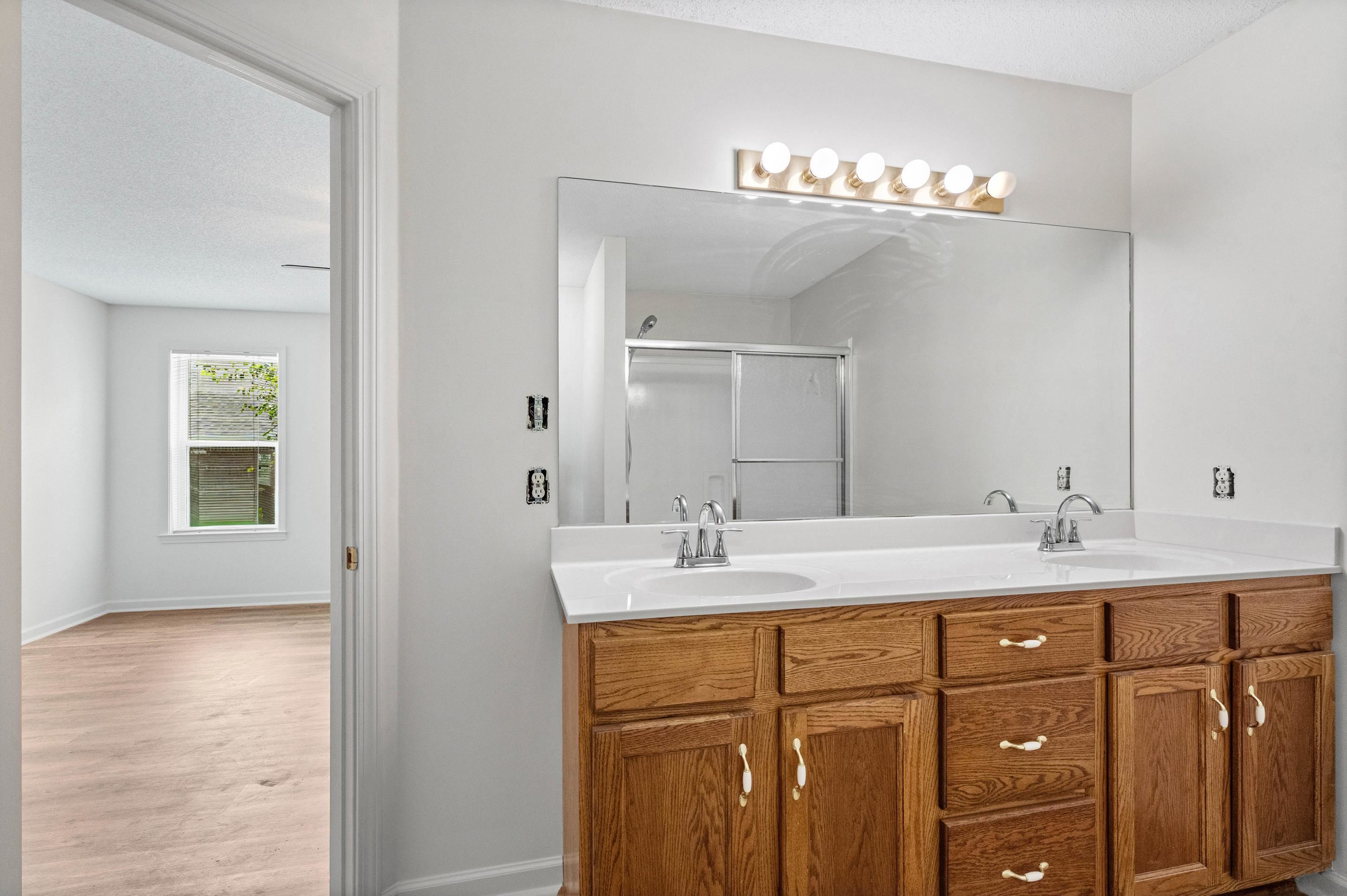 120 Lindsey Marie Ln Property Photo 12