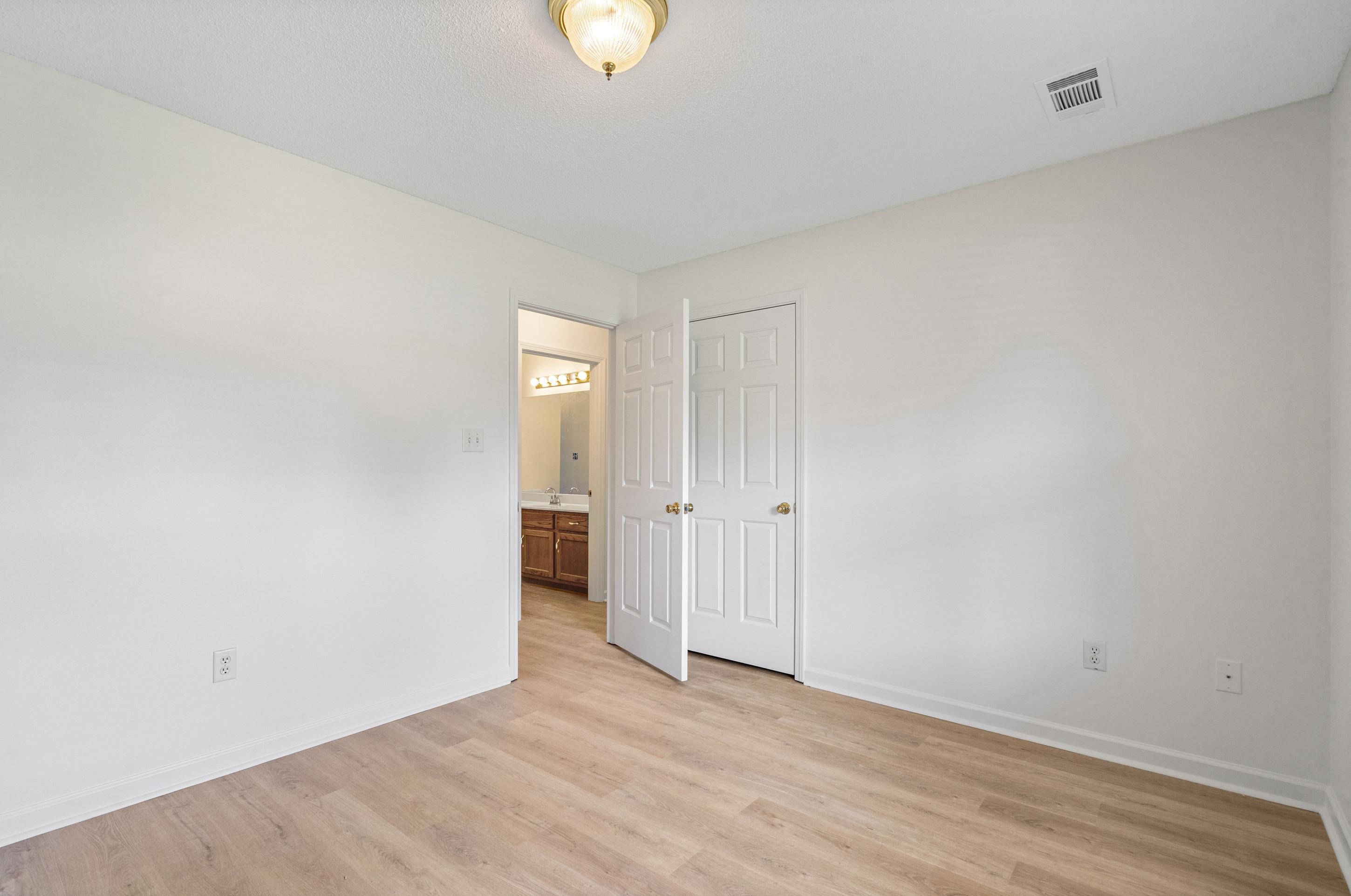 120 Lindsey Marie Ln Property Photo 18