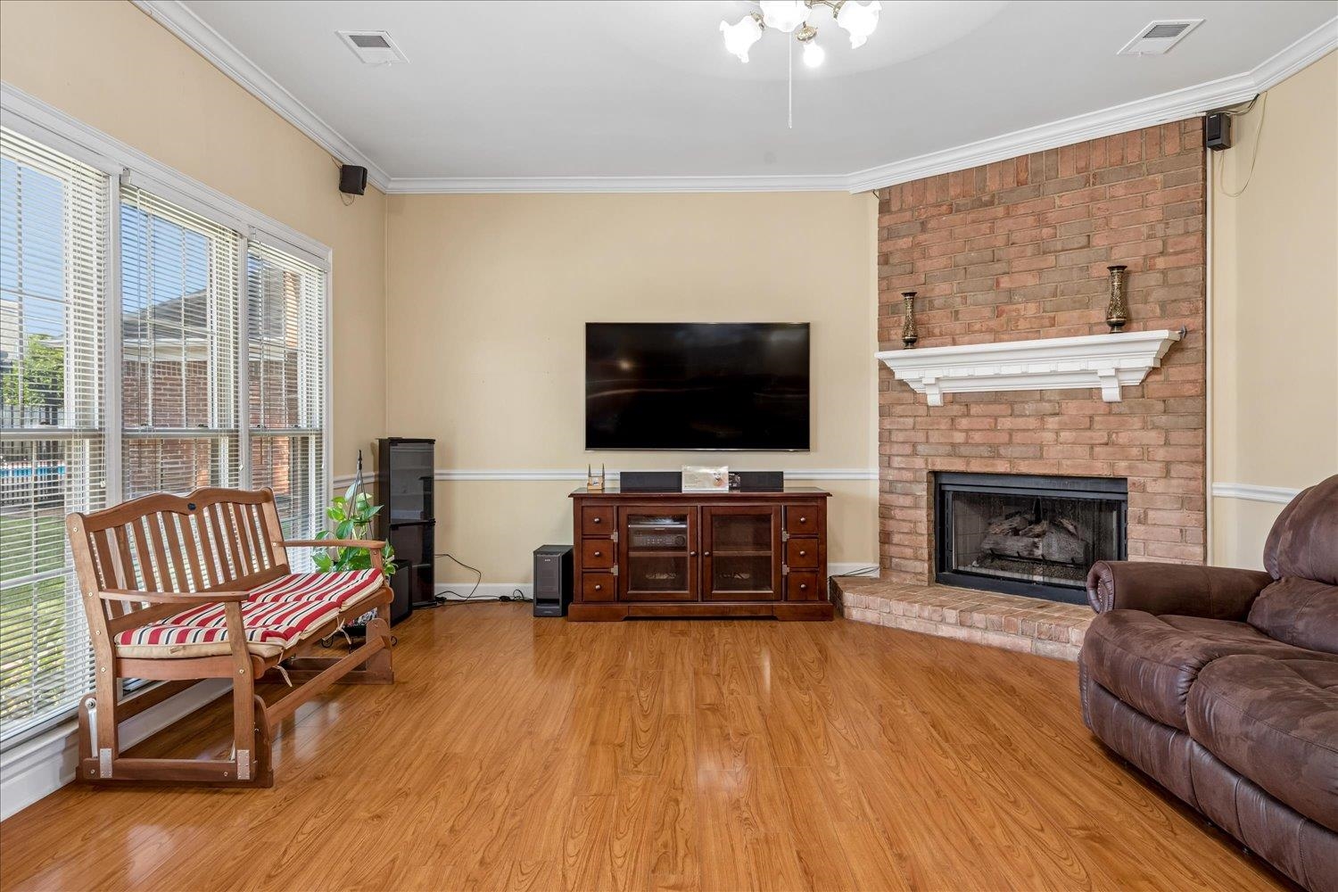 8889 Chimneyrock Blvd Property Photo 16
