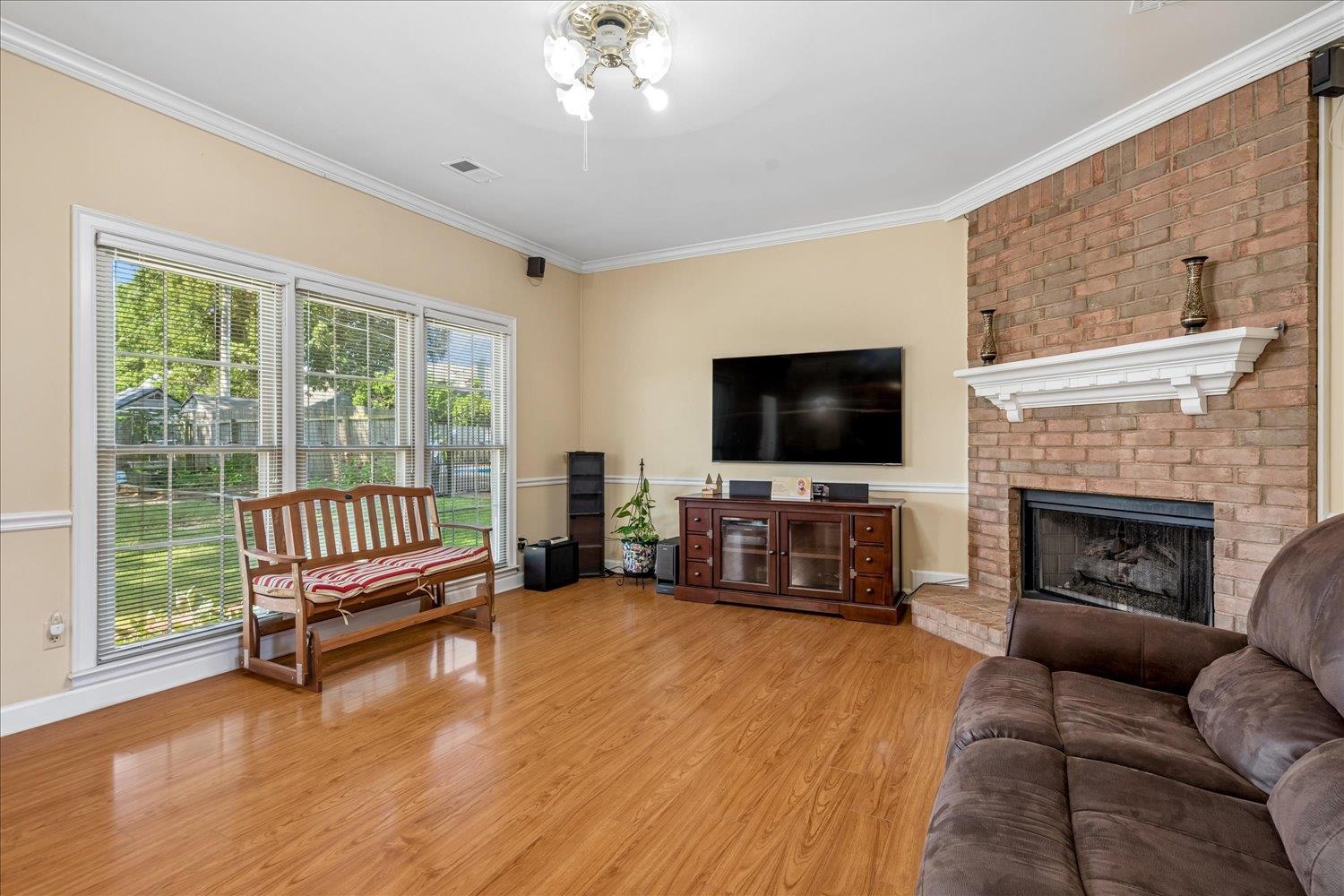 8889 Chimneyrock Blvd Property Photo 17