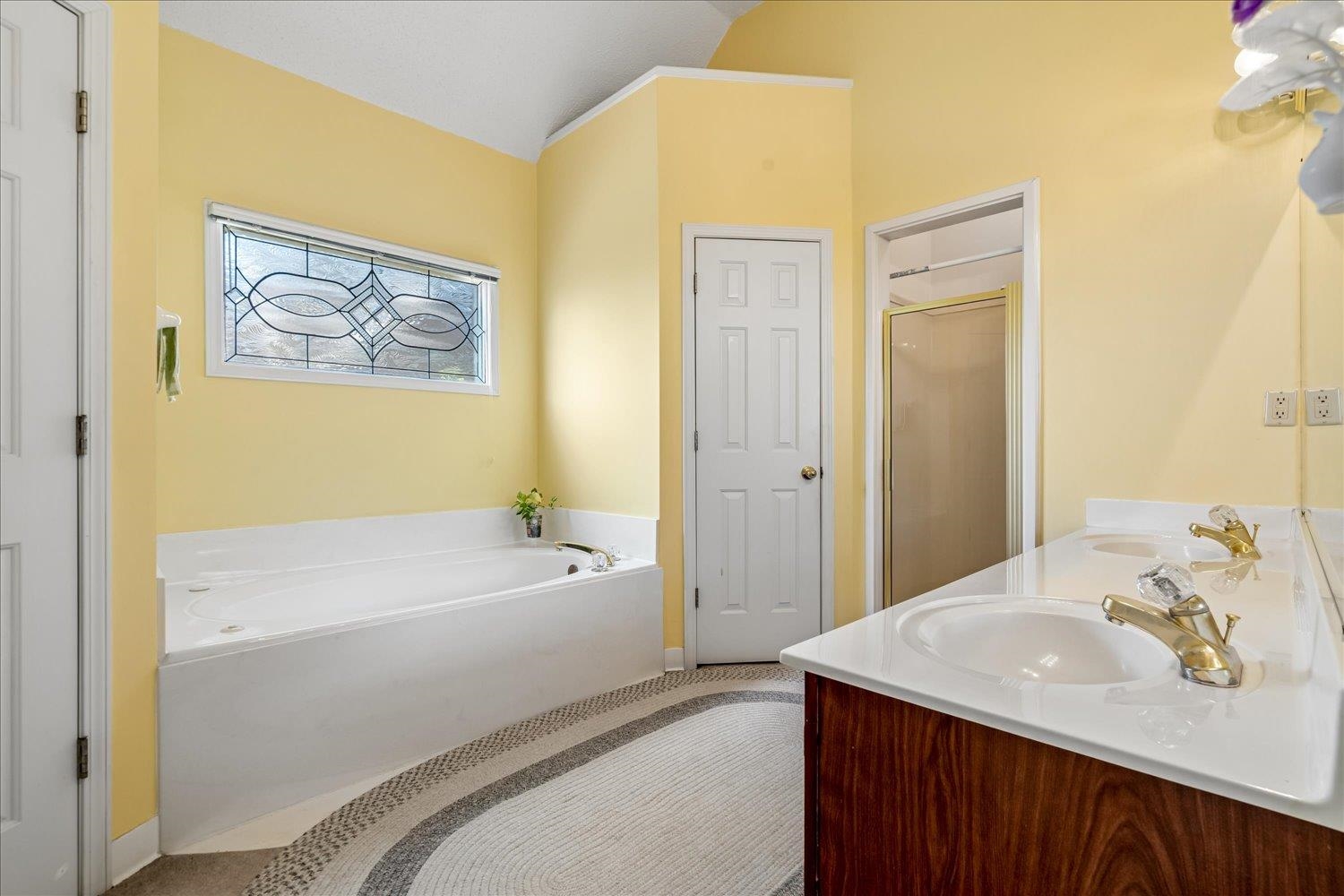 8889 Chimneyrock Blvd Property Photo 21