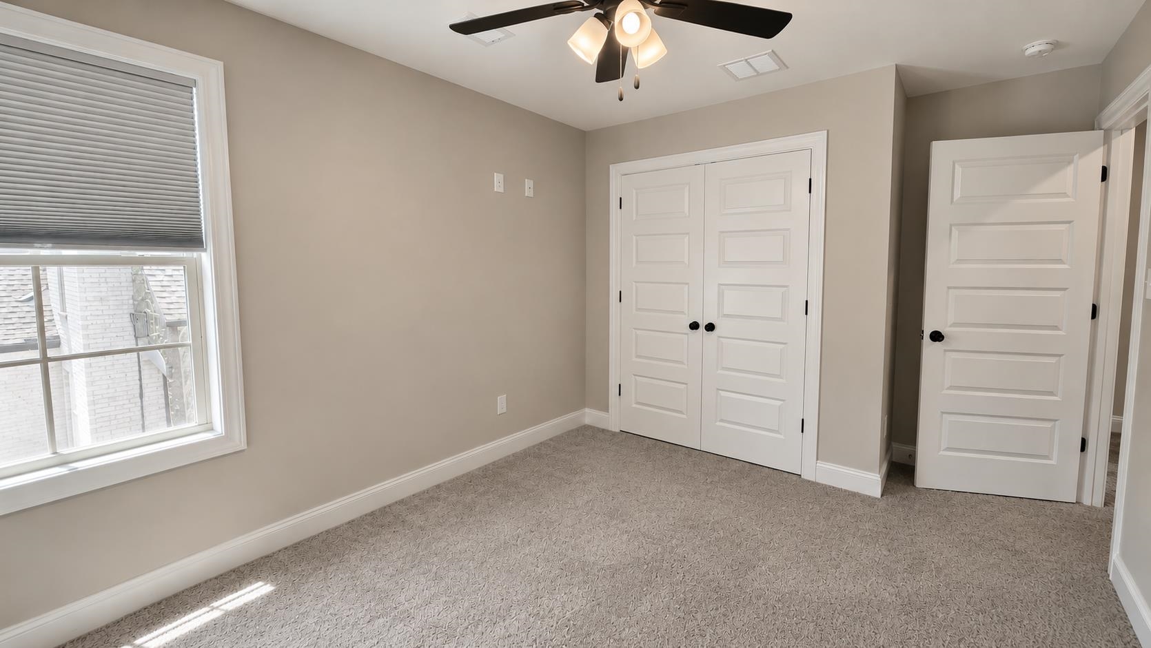 577 Holden Dr Property Photo 27