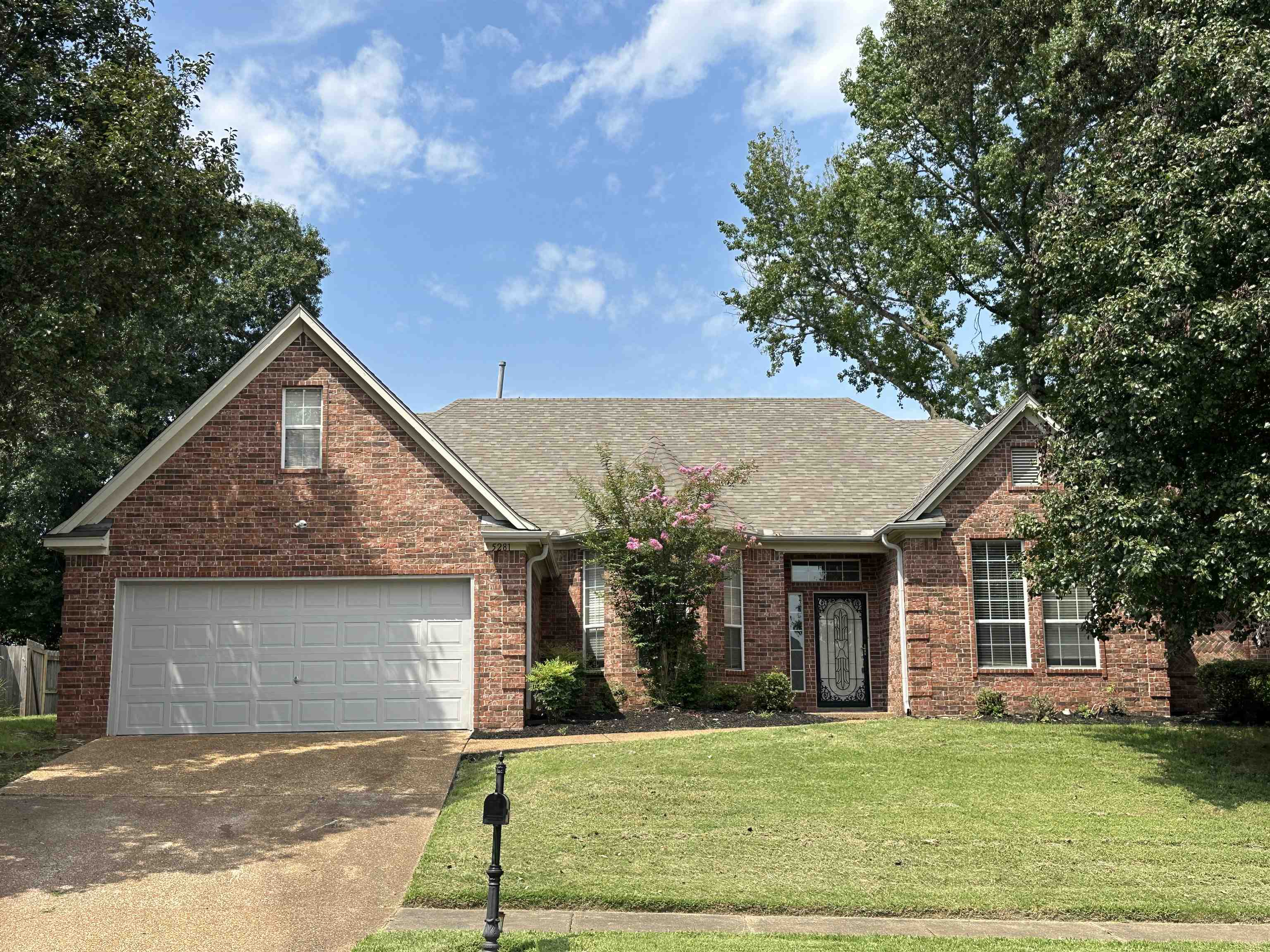 5281 JON OAK DR Property Photo 1