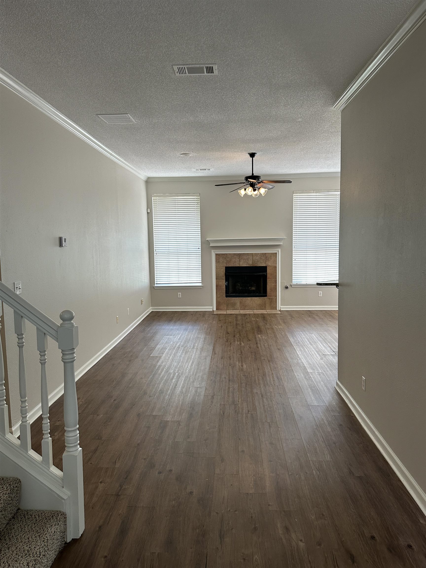 5281 Jon Oak Dr Property Photo 2