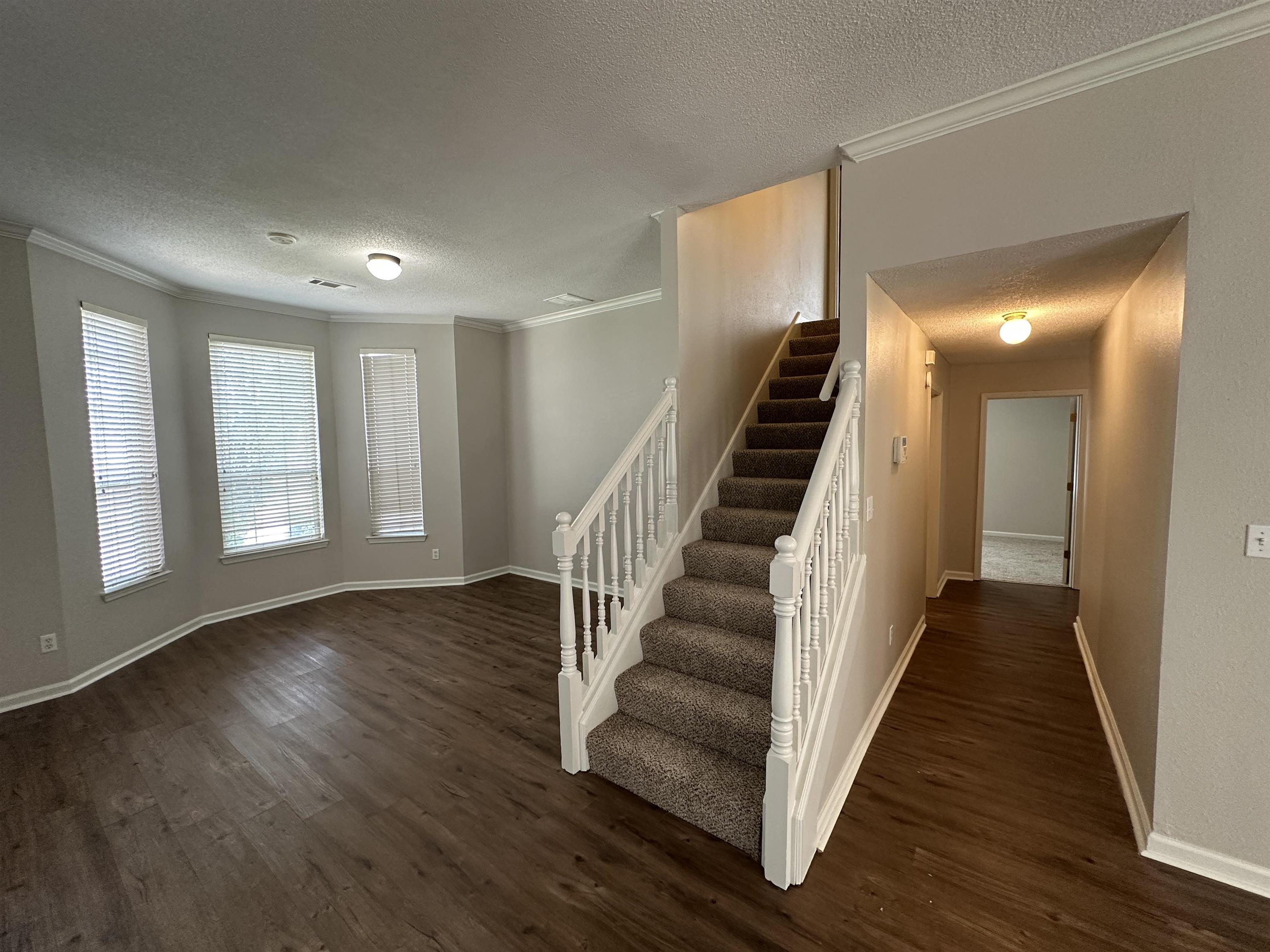 5281 Jon Oak Dr Property Photo 7