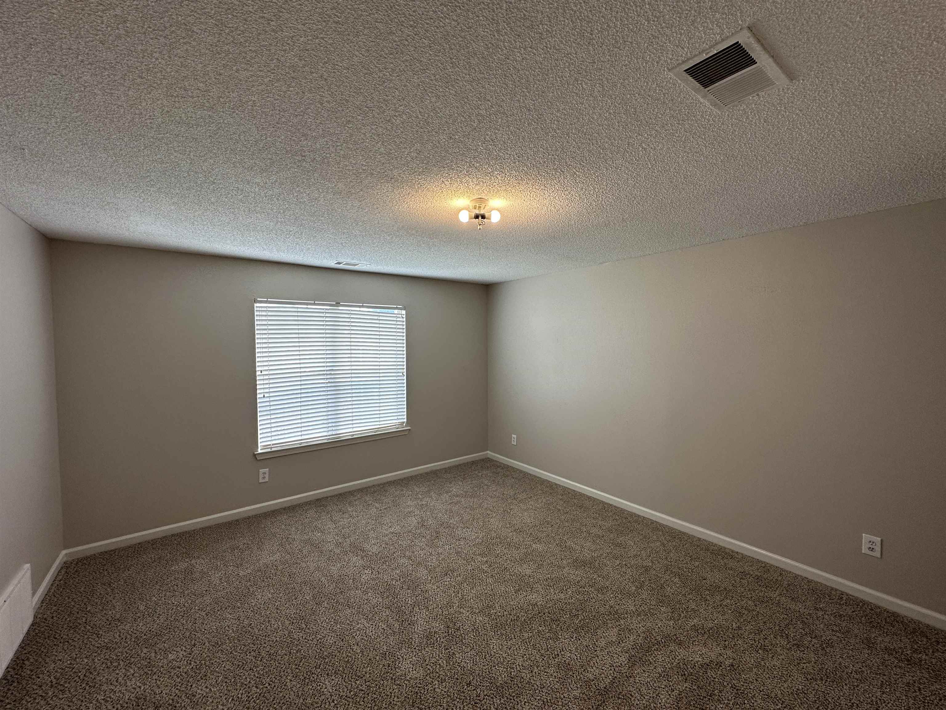 5281 Jon Oak Dr Property Photo 10