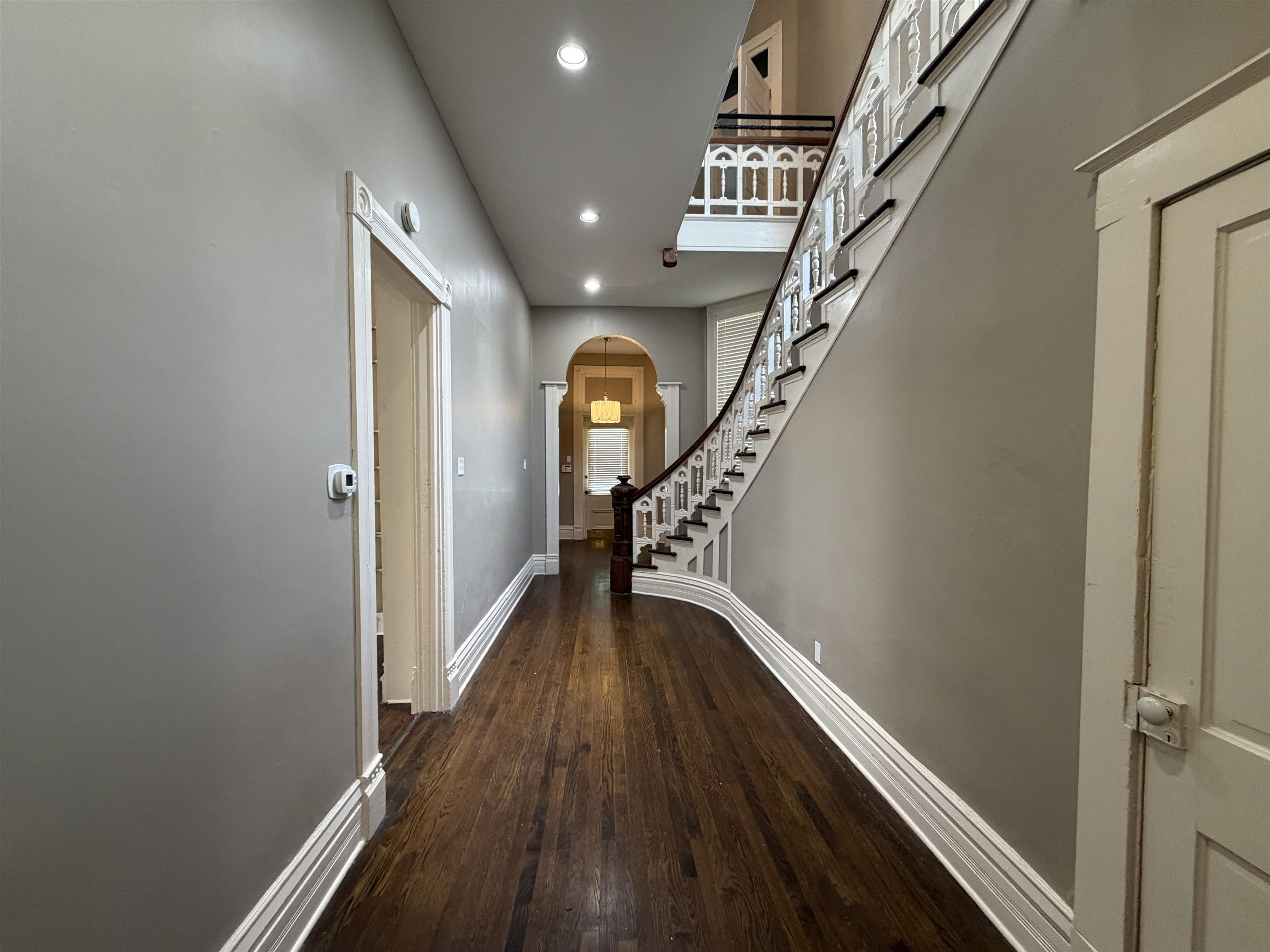 28 S Idlewild St Property Photo 17