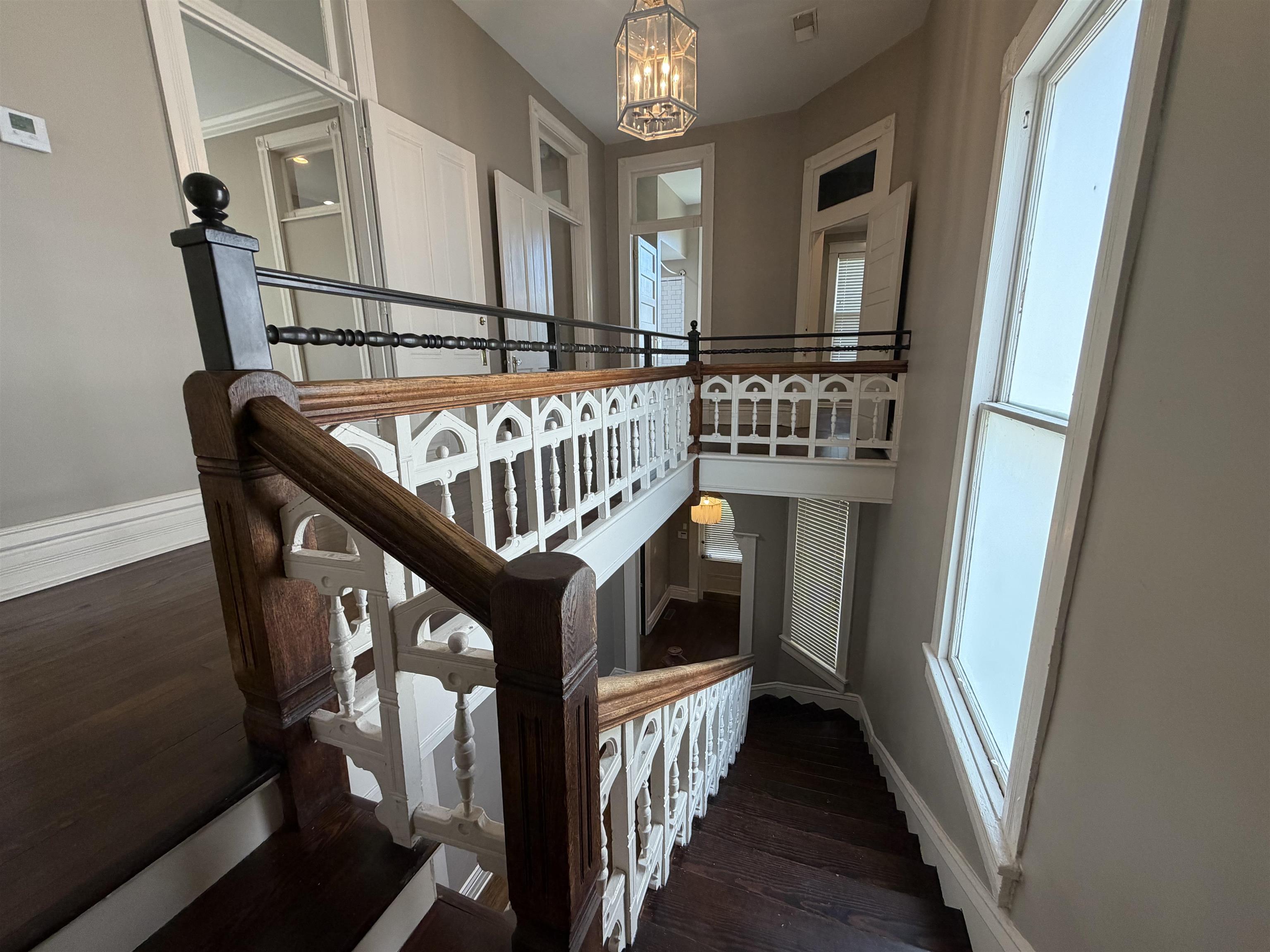 28 S Idlewild St Property Photo 34