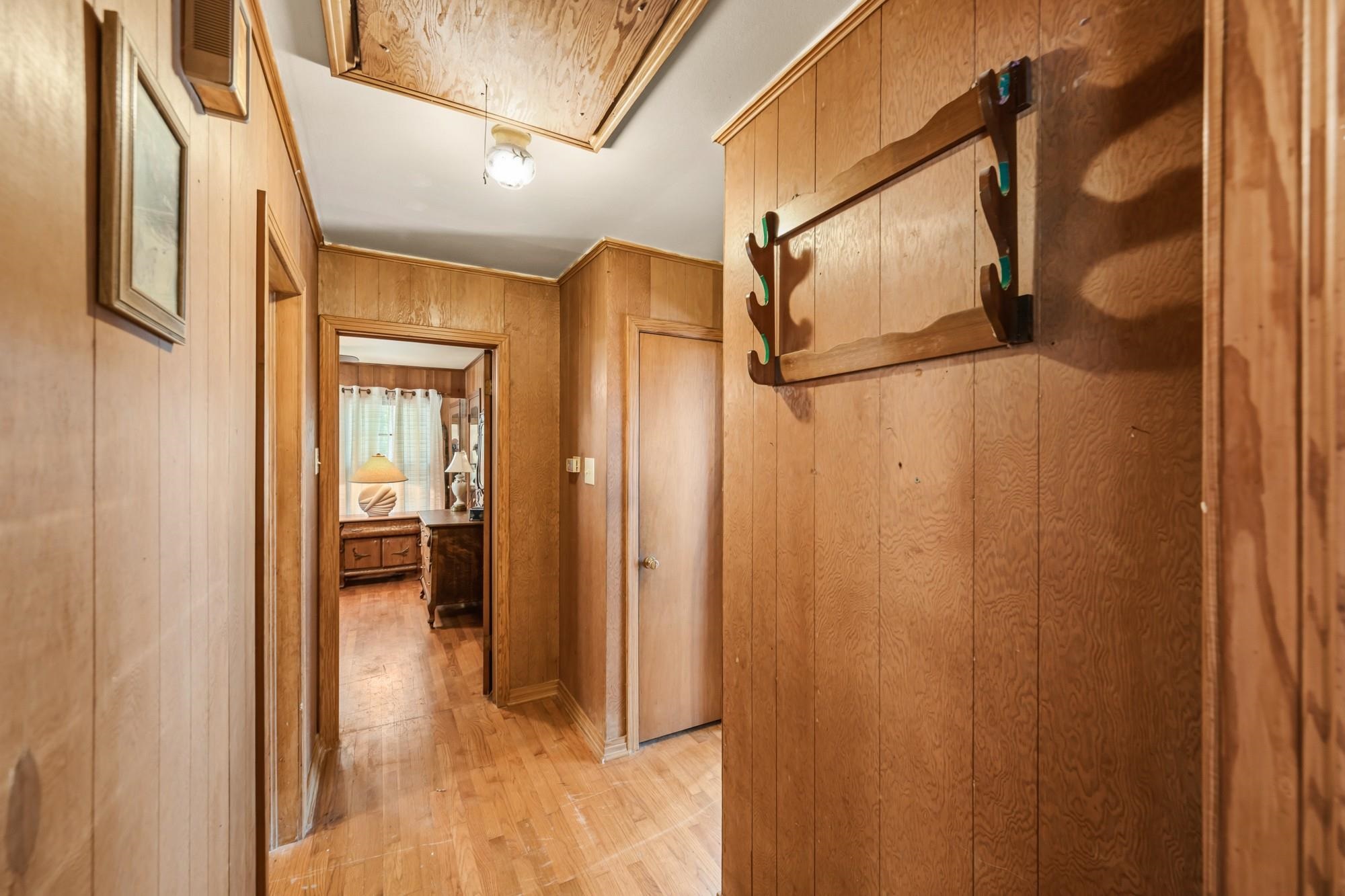 681 Attaway Ln Property Photo 14