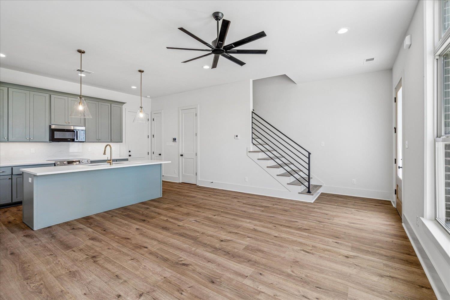 5476 End Village Dr 19 Property Photo 10