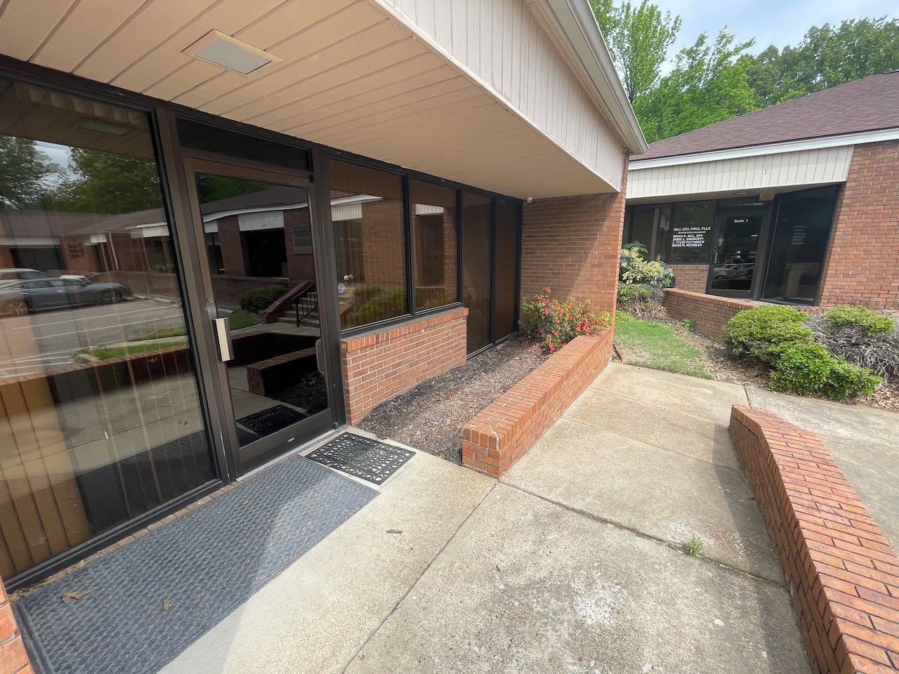 5108 Stage Rd G1 Property Photo 4