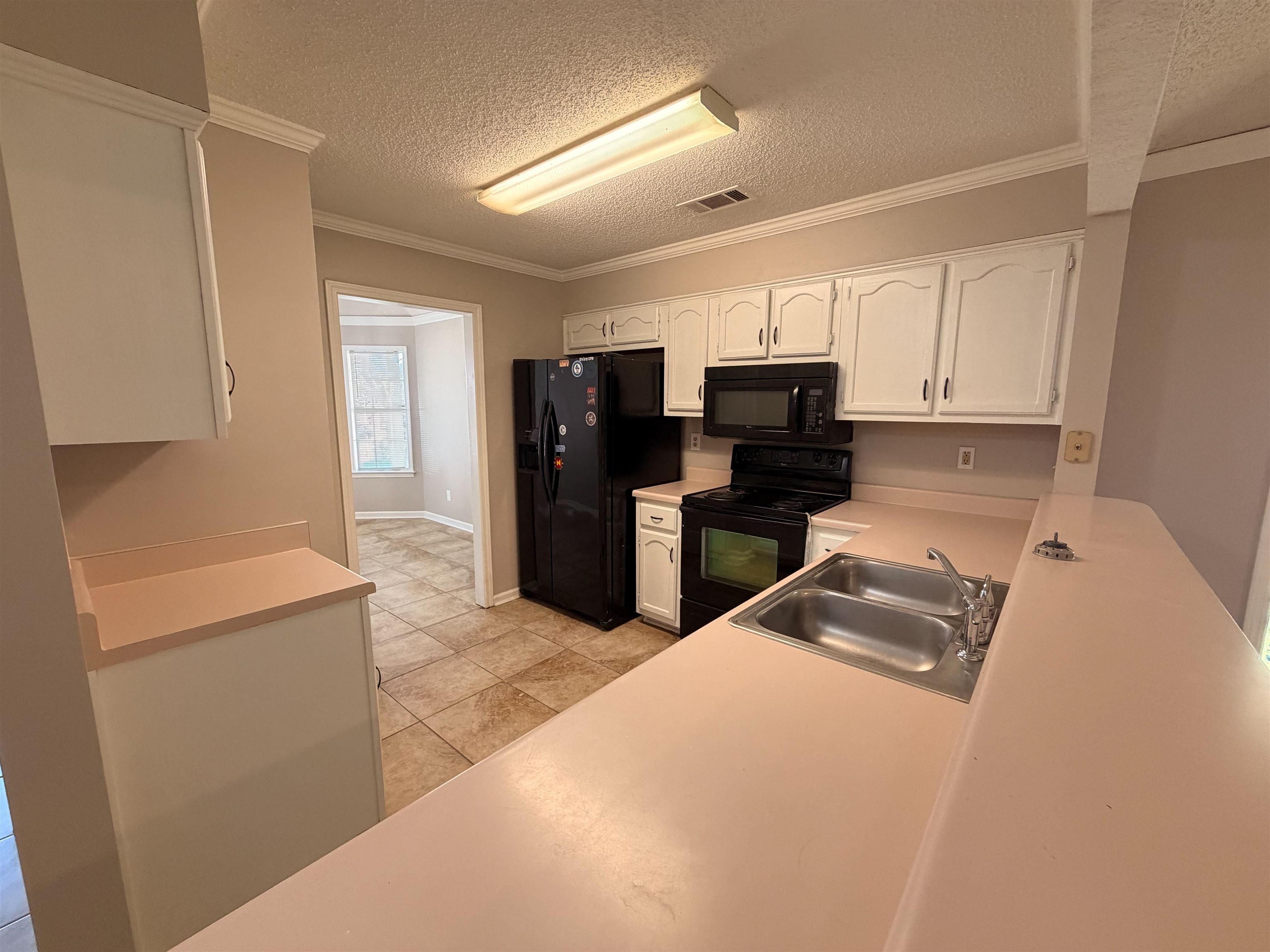 9040 Pepper Hollow Cv Property Photo 3