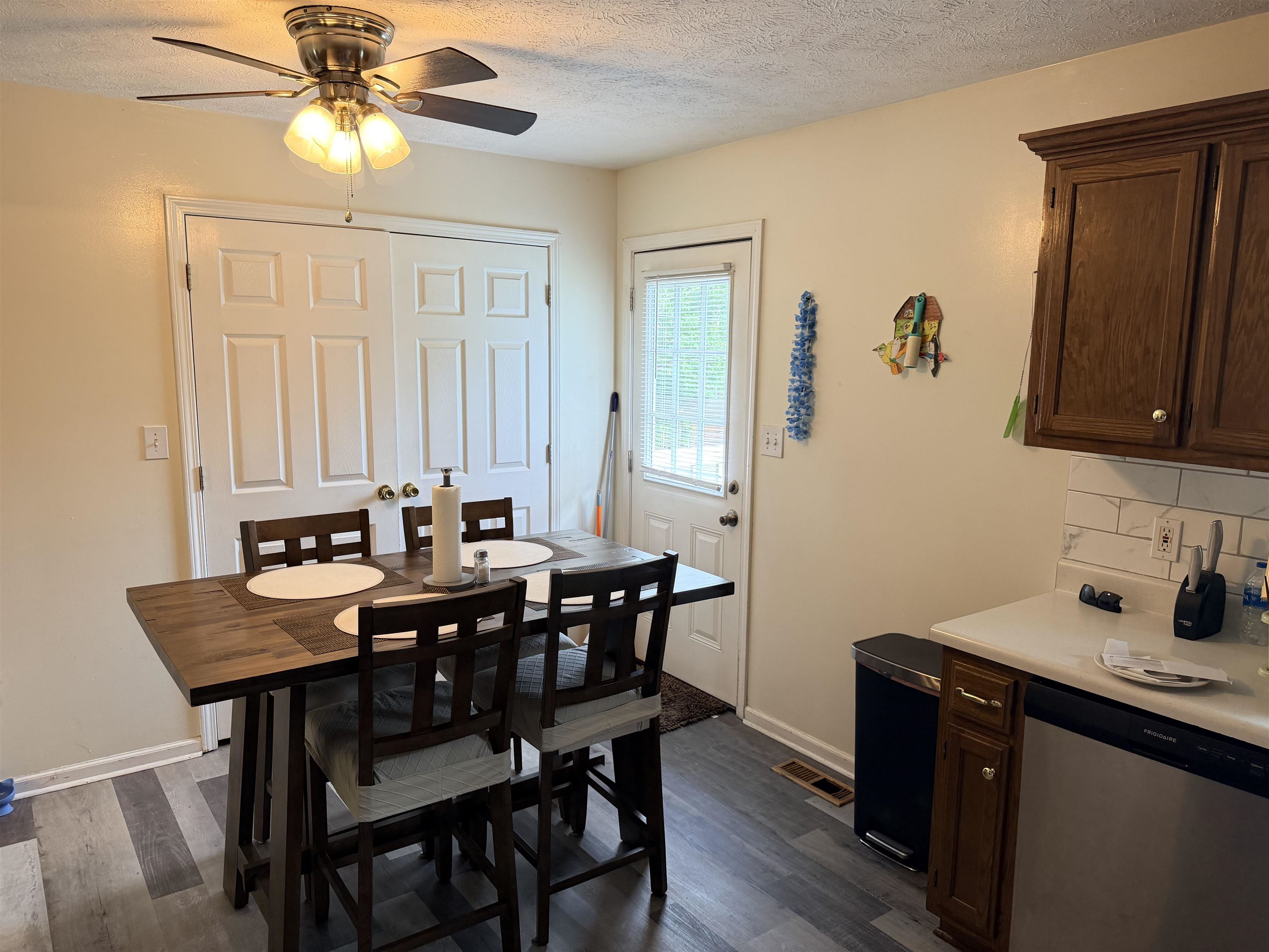 1600 Pinhook Dr Property Photo 3