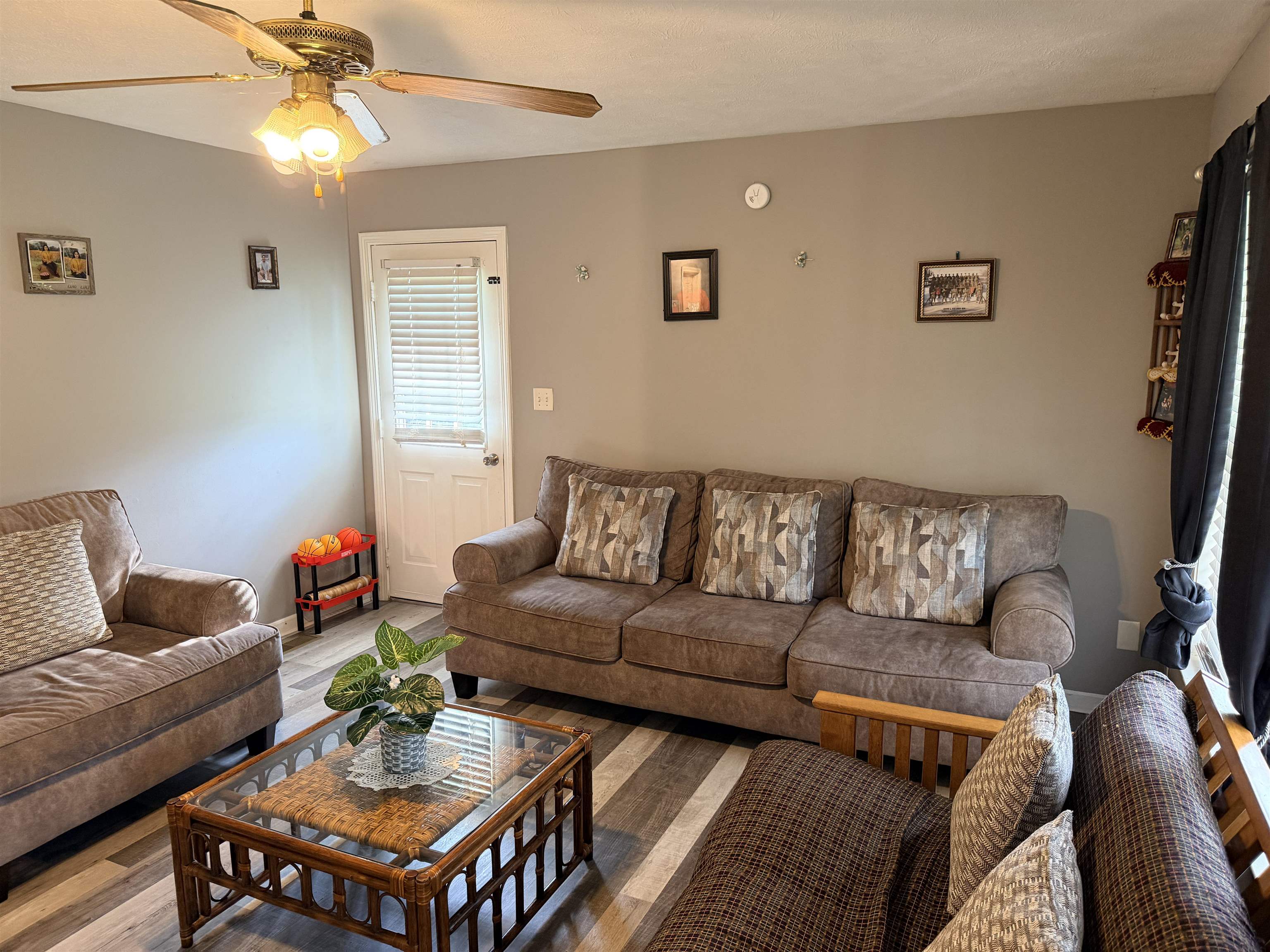 1600 Pinhook Dr Property Photo 4