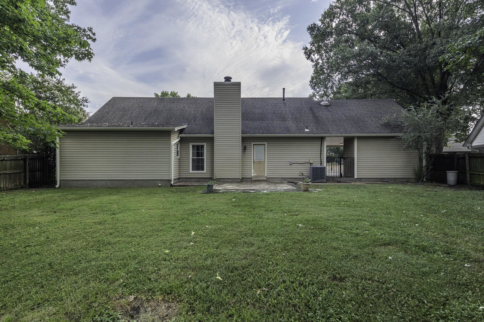6131 Ainsworth St Property Photo 22