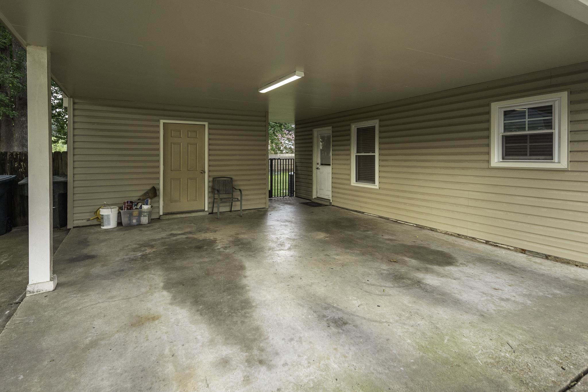 6131 Ainsworth St Property Photo 23
