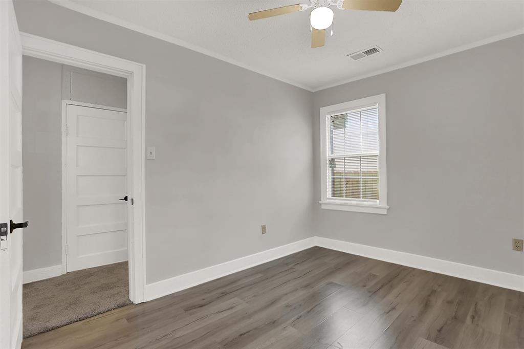 3088 Manhattan Ave Property Photo 13