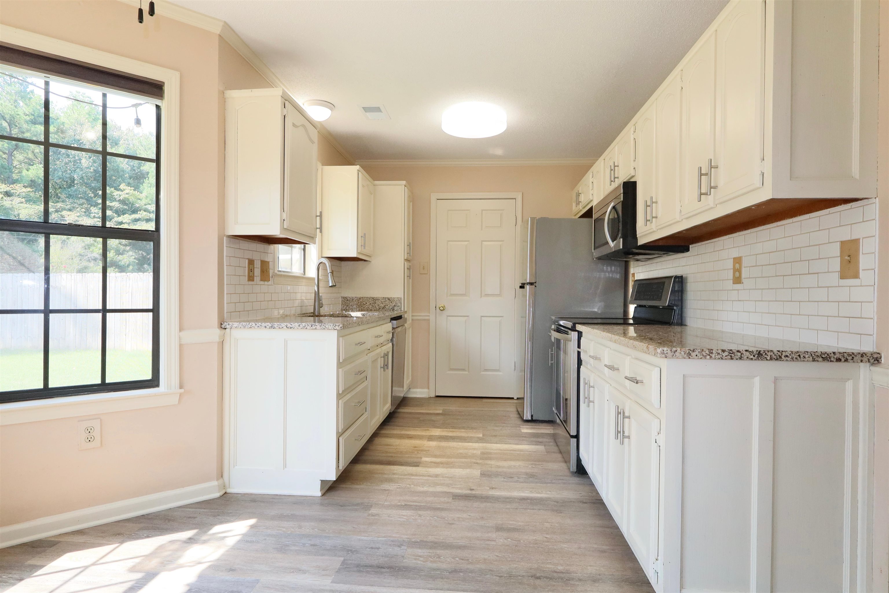 6853 Andrews Rd Property Photo 12