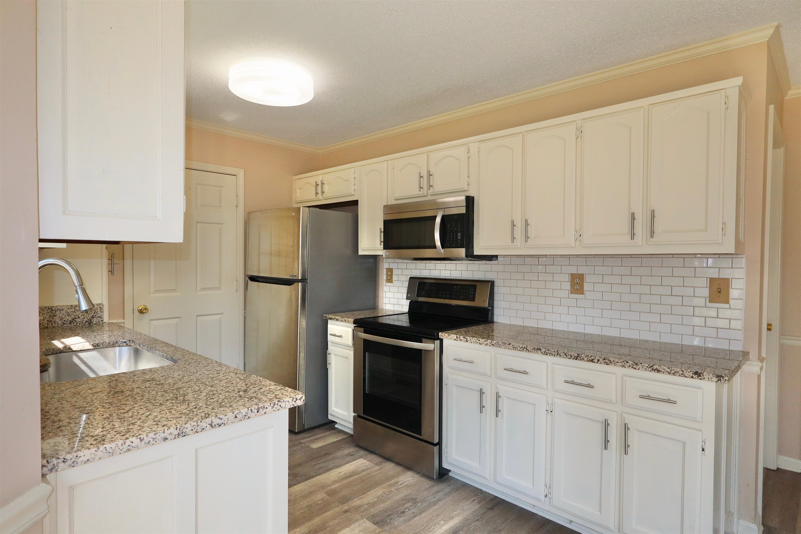6853 Andrews Rd Property Photo 15