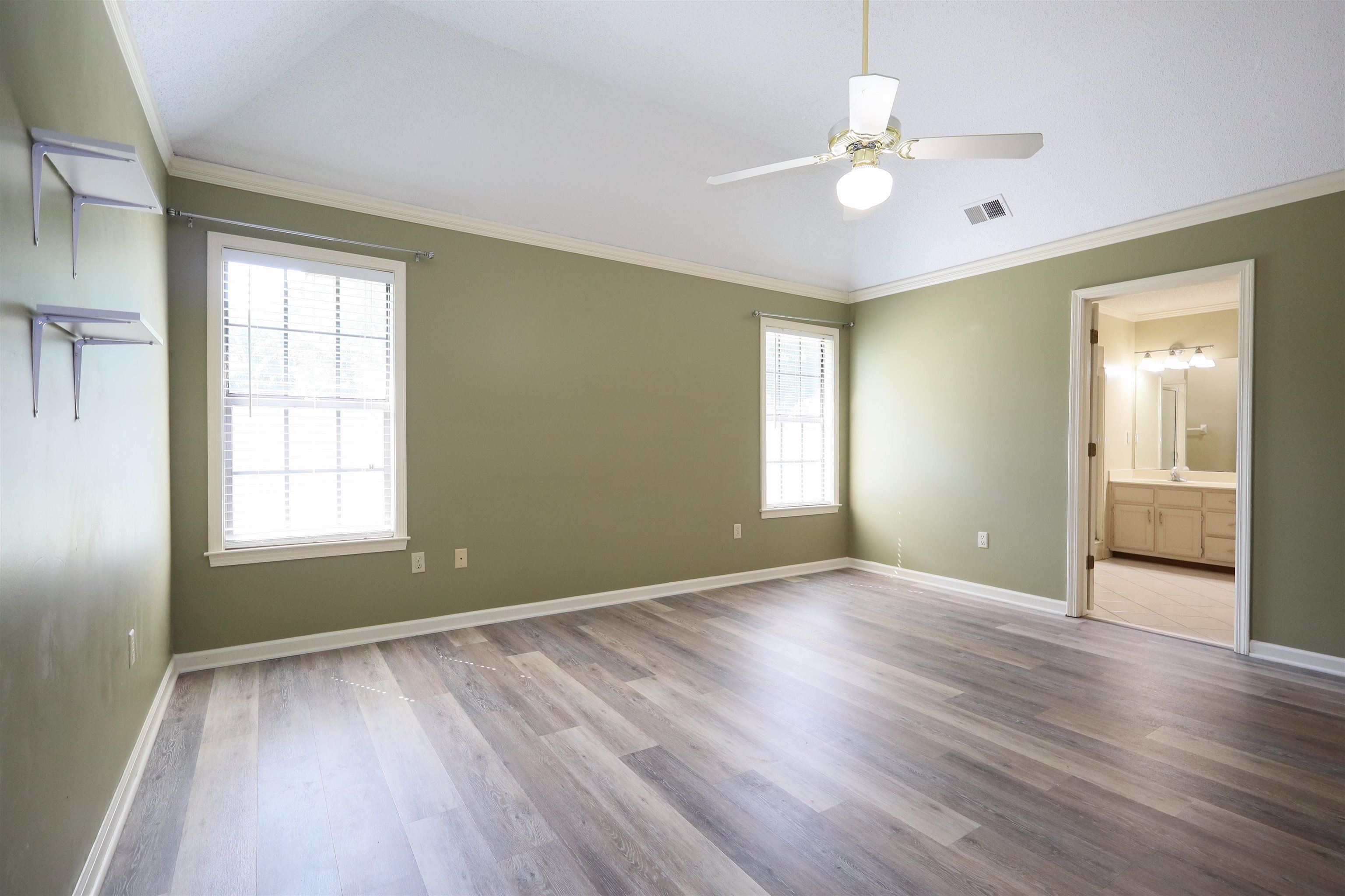 6853 Andrews Rd Property Photo 19