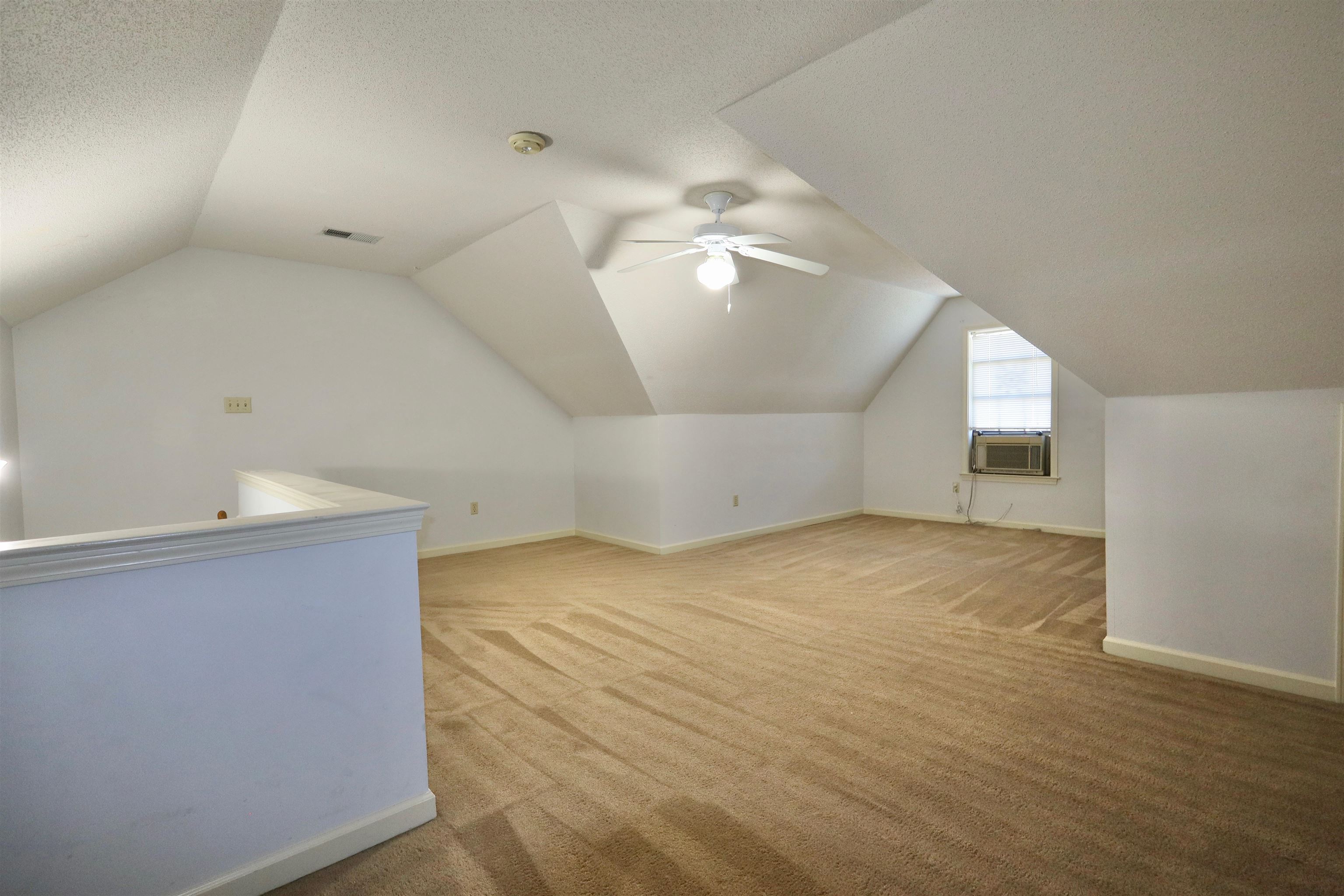 6853 Andrews Rd Property Photo 29