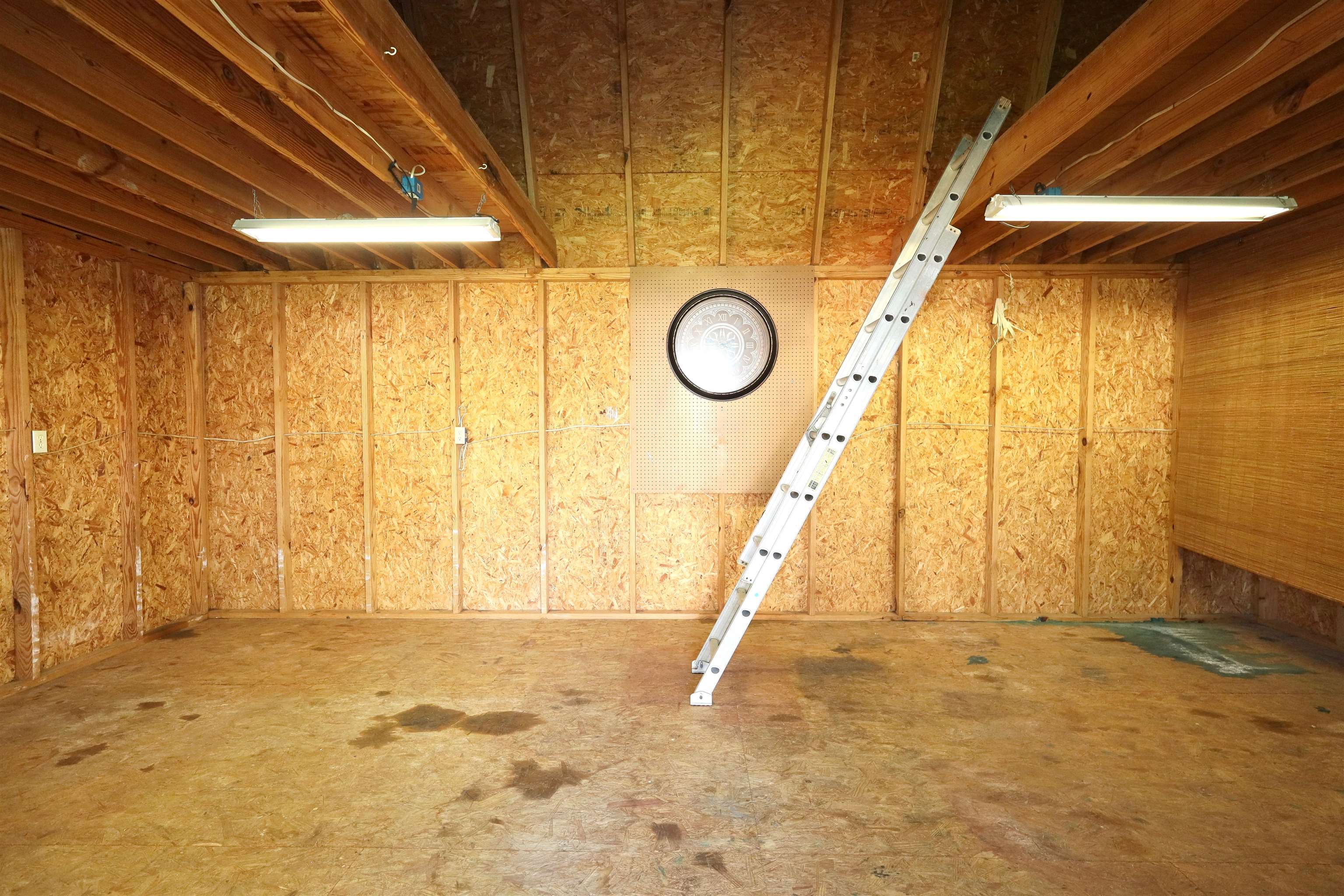 6853 Andrews Rd Property Photo 35