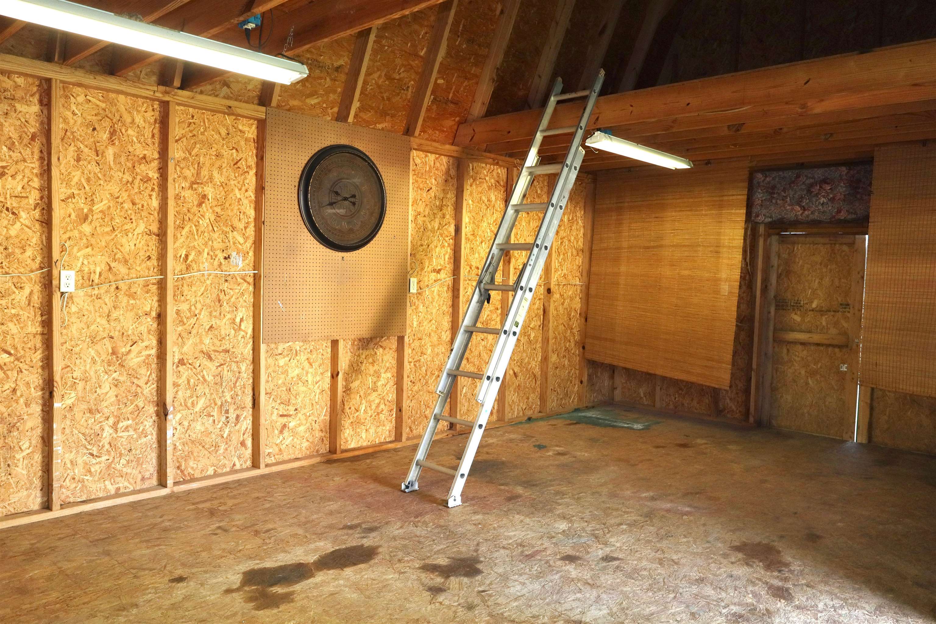 6853 Andrews Rd Property Photo 36