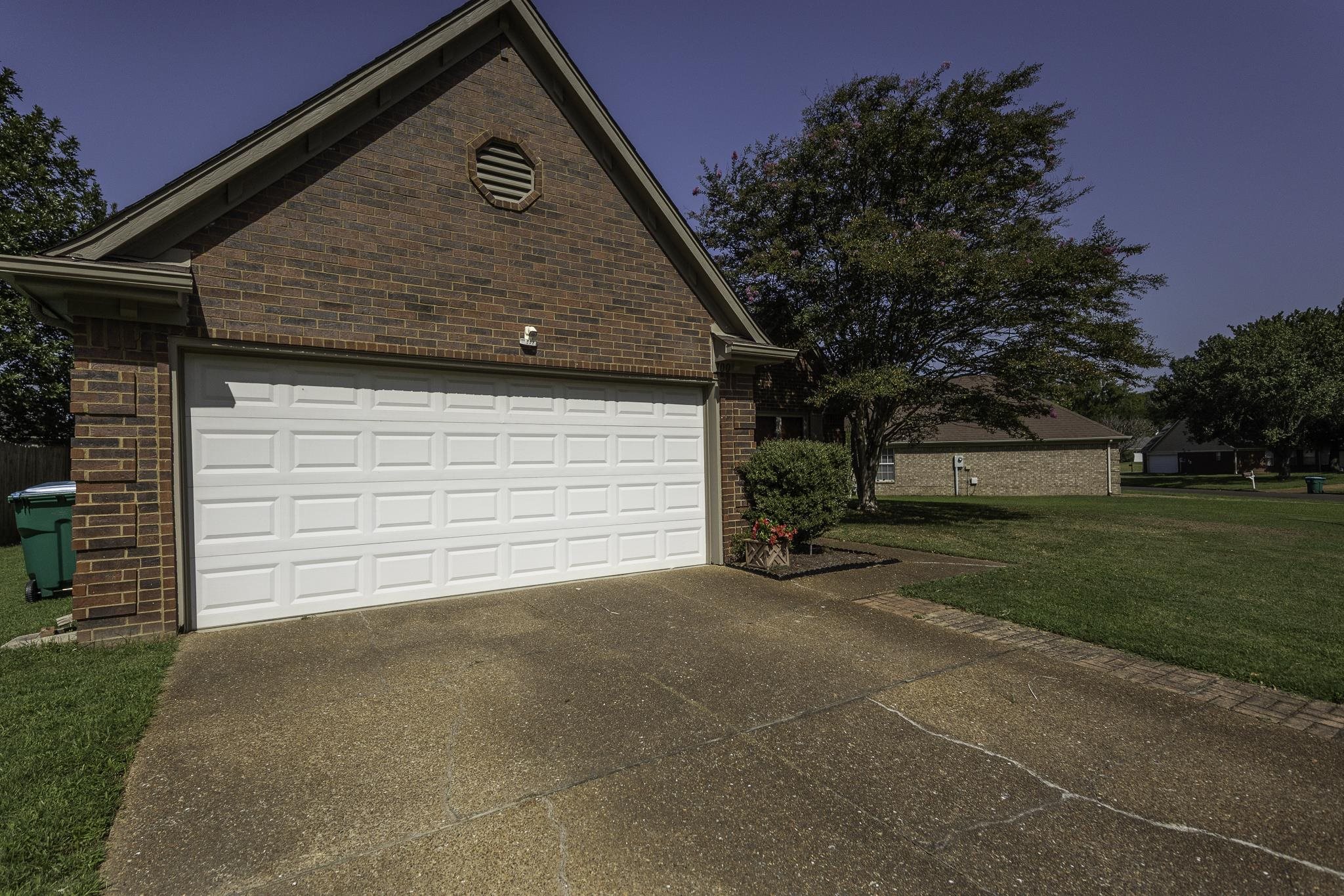 100 Village Dr Property Photo 3