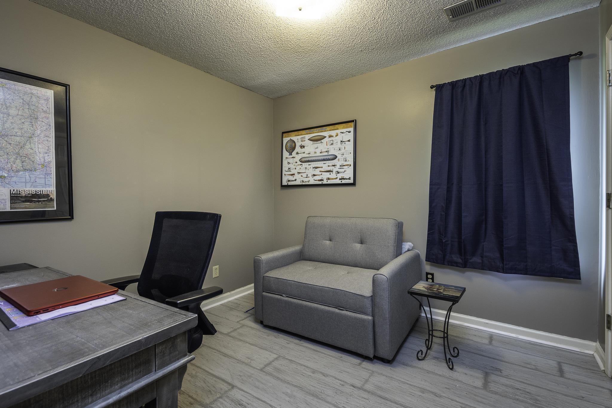 100 Village Dr Property Photo 17