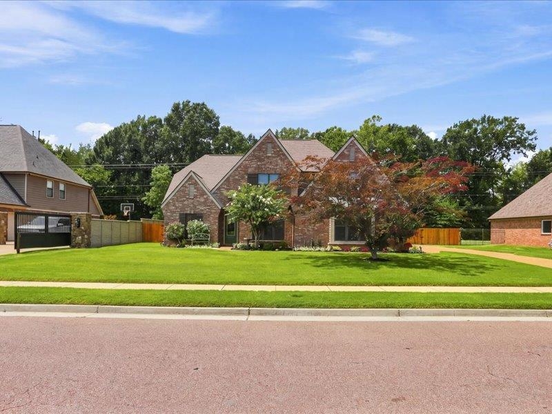 6267 Willow Walk Way Property Photo 1