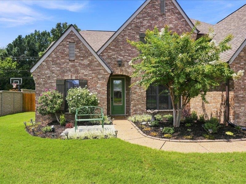 6267 Willow Walk Way Property Photo 5