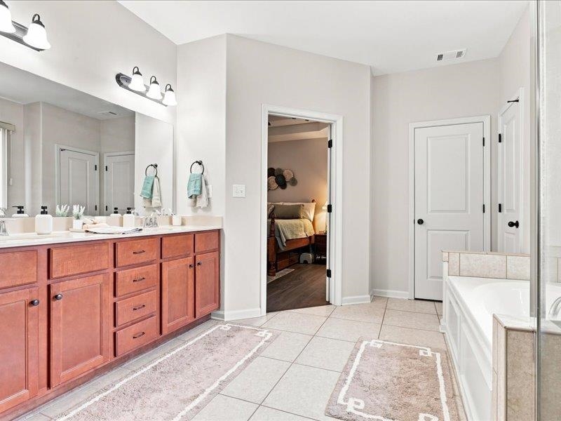 6267 Willow Walk Way Property Photo 23