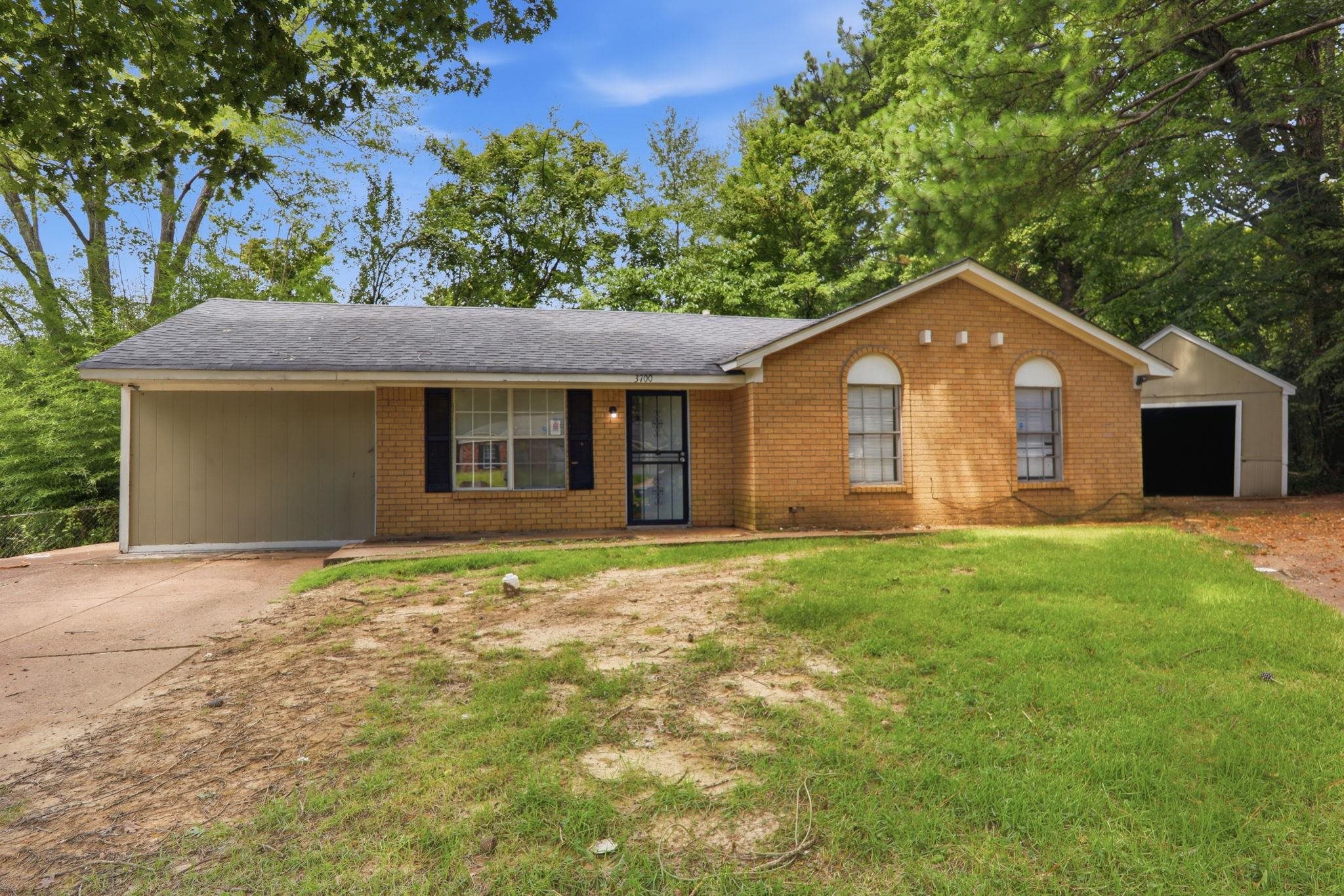3700 Ridgemont Rd Property Photo 1