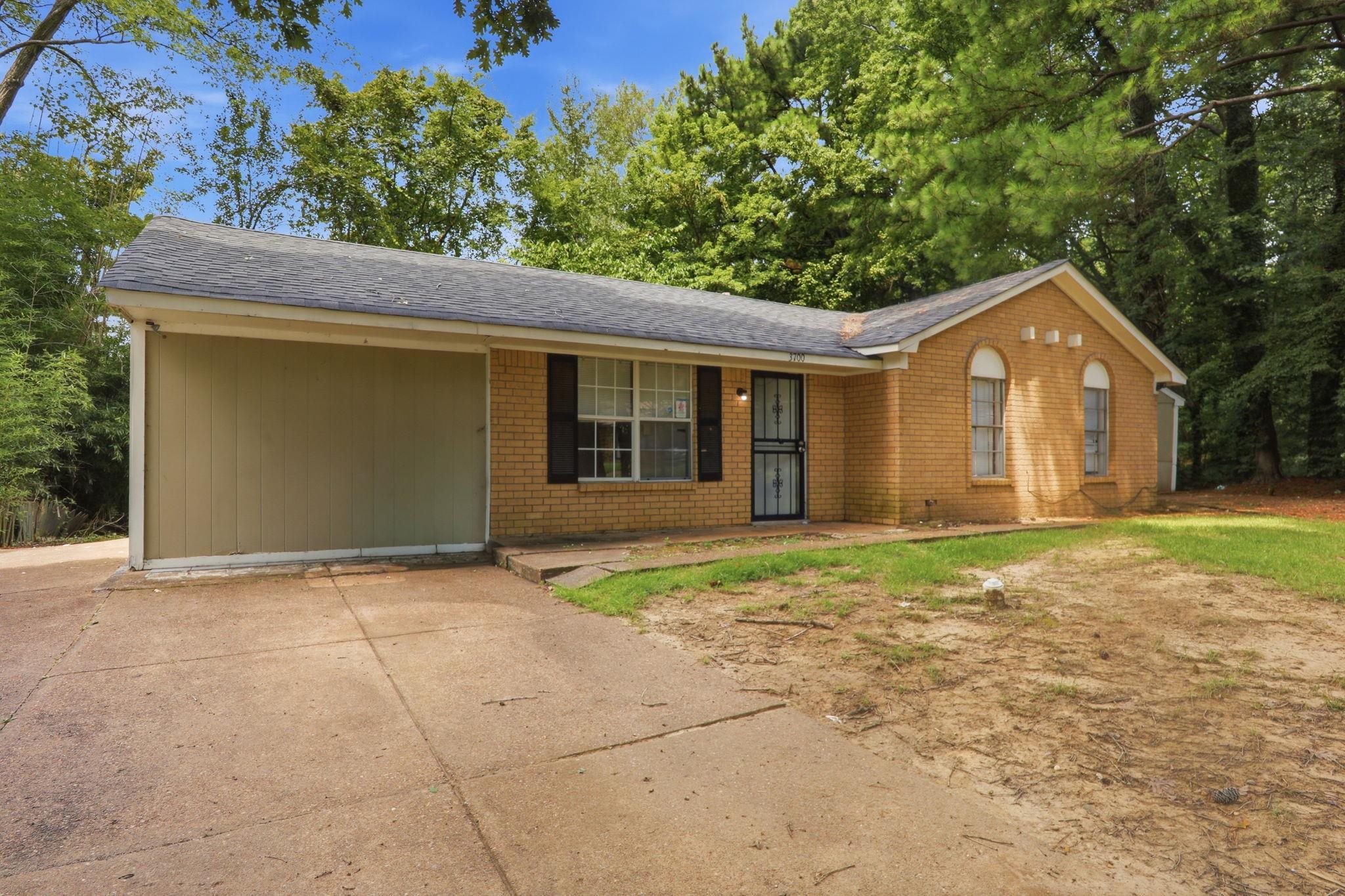 3700 Ridgemont Rd Property Photo 2