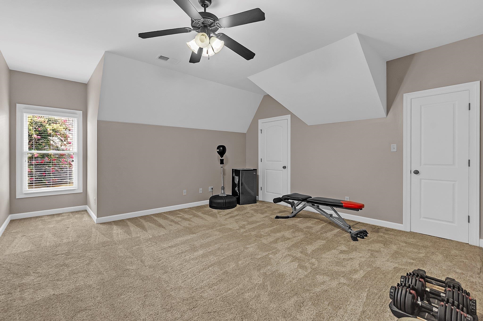 3265 S Wetherby Cv Property Photo 28