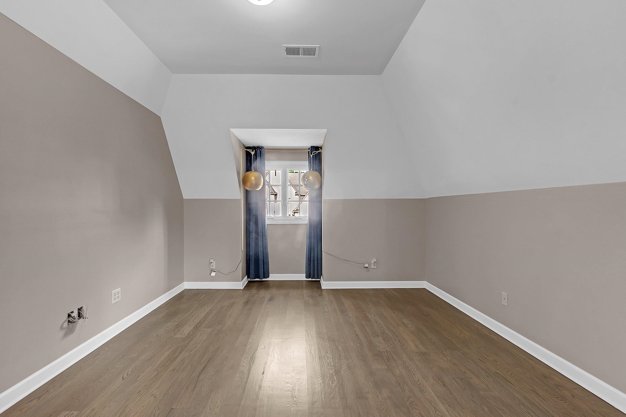 3265 S Wetherby Cv Property Photo 35