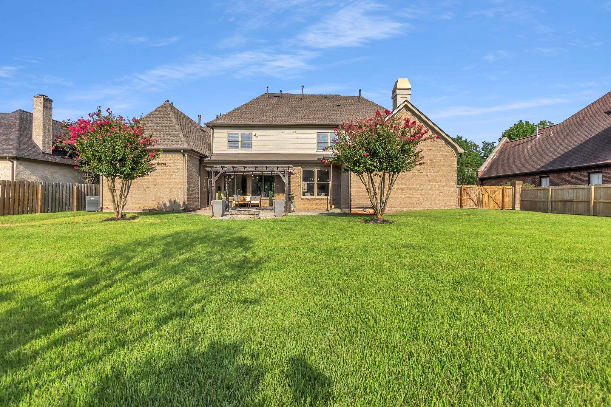 3265 S Wetherby Cv Property Photo 40