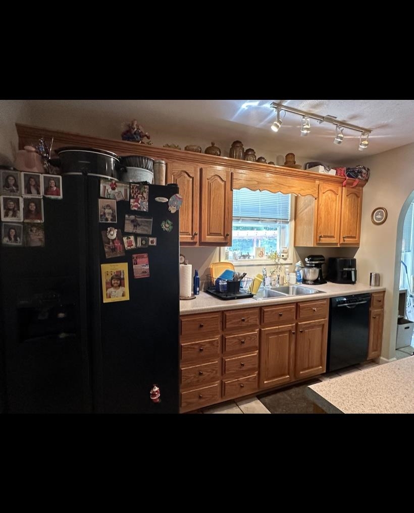 220 Wayne Elam Rd Property Photo 8