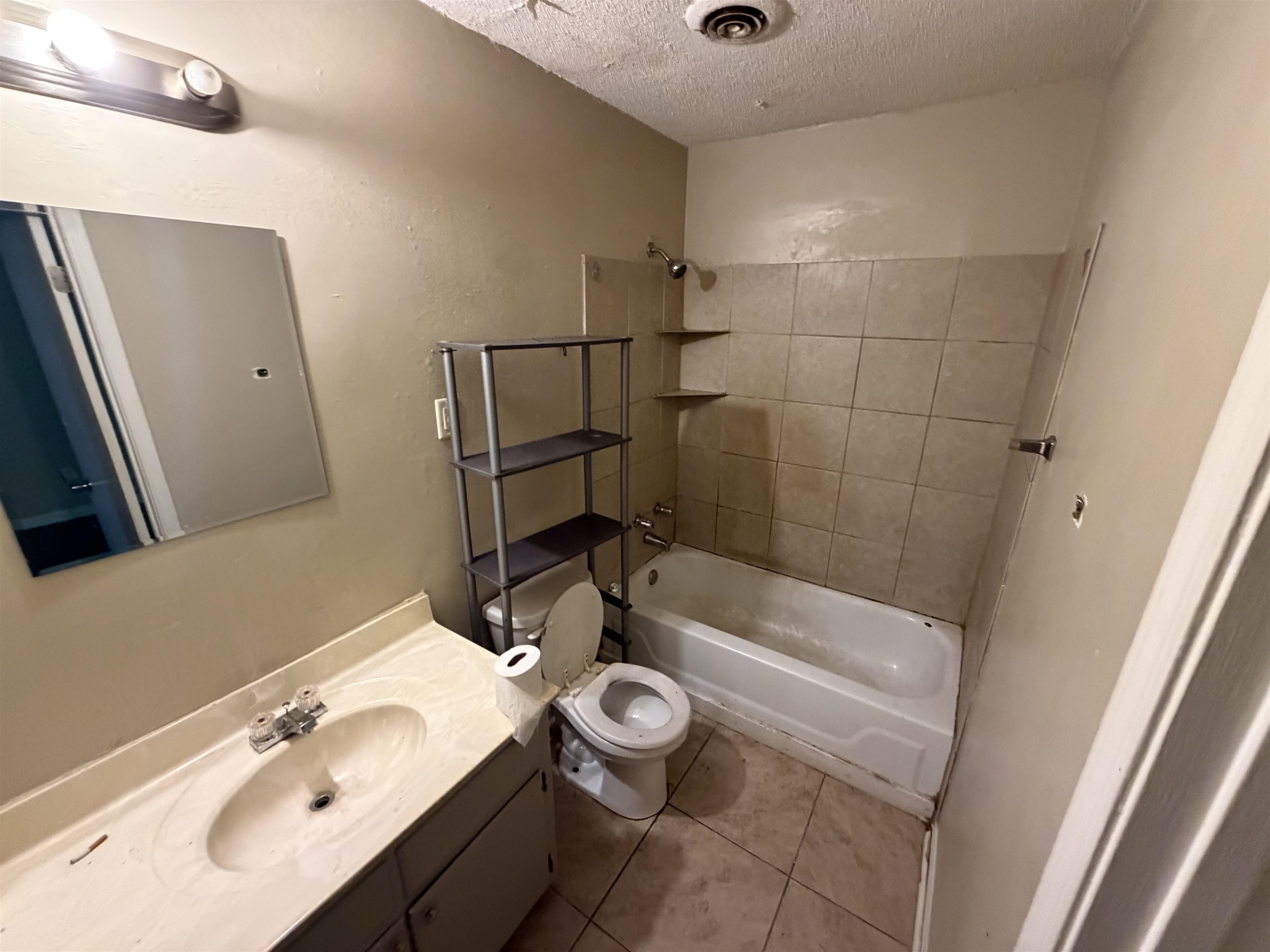 4474 Spring Glen Dr Property Photo 8