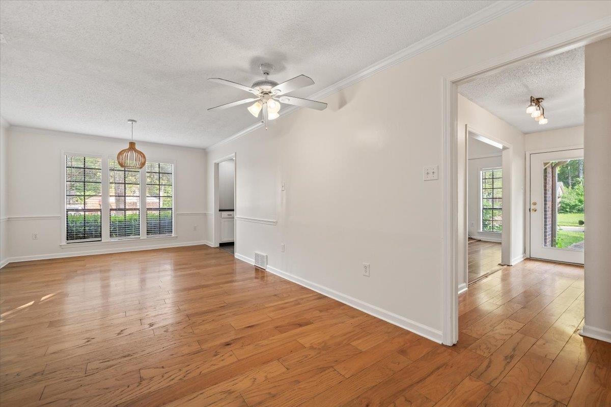 9161 Gainsborough Dr Property Photo 20