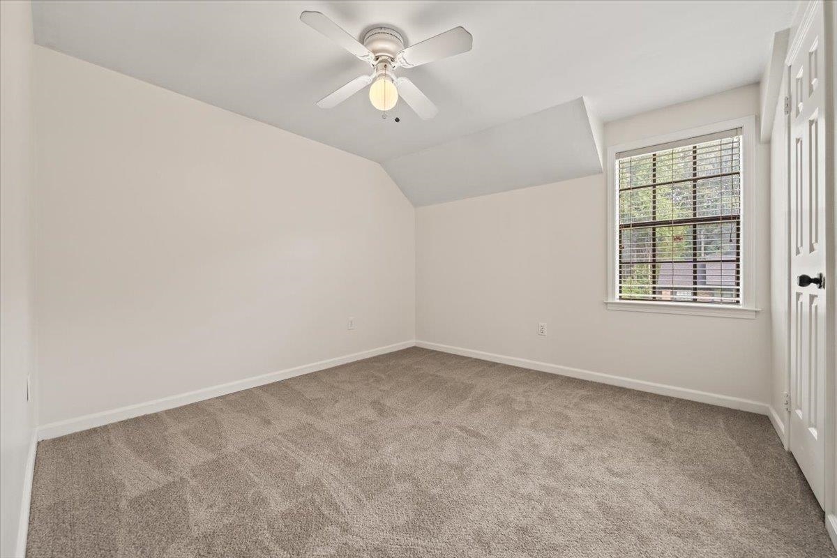 9161 Gainsborough Dr Property Photo 33