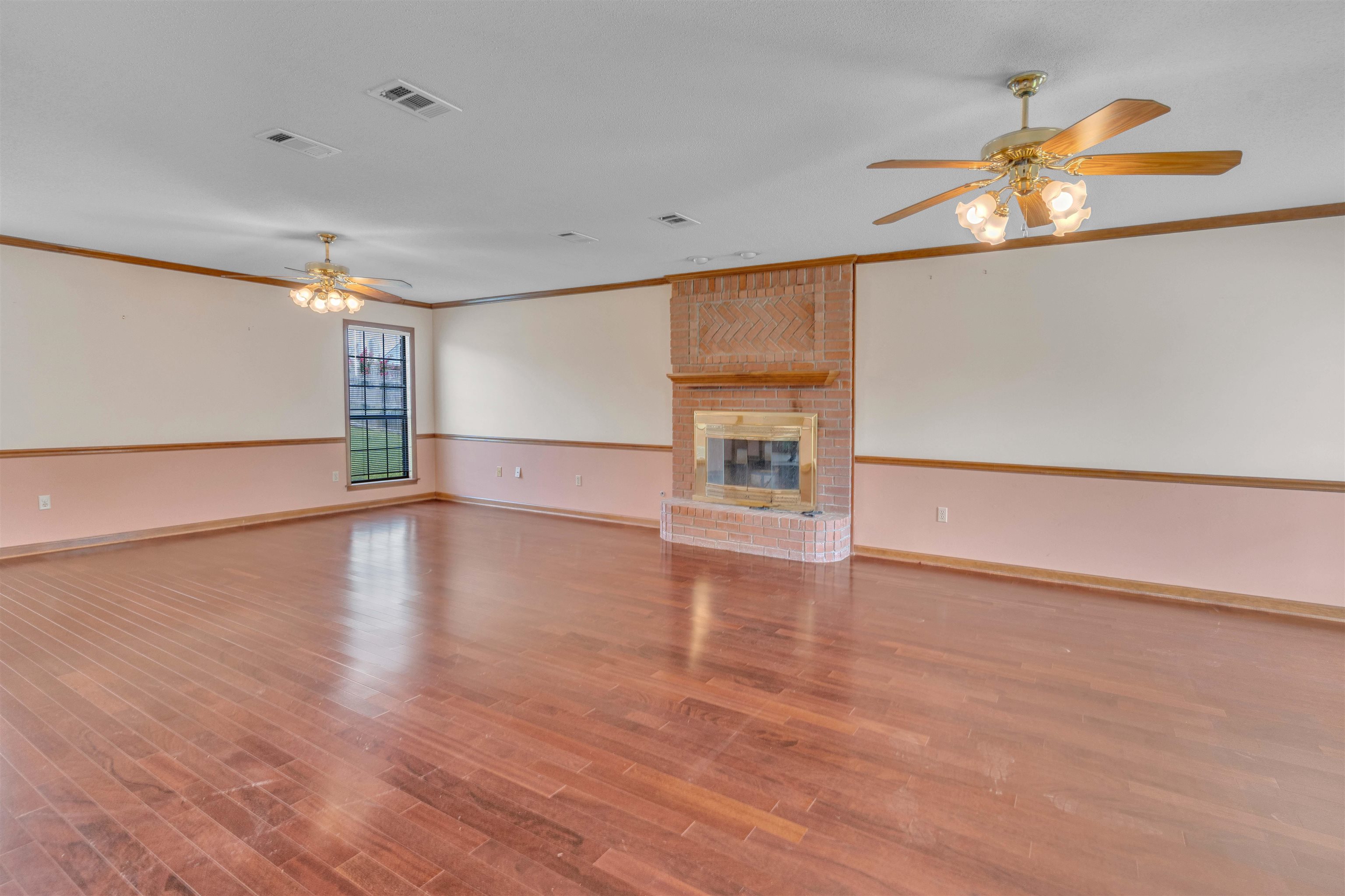 3779 Mendel Dr Property Photo 8