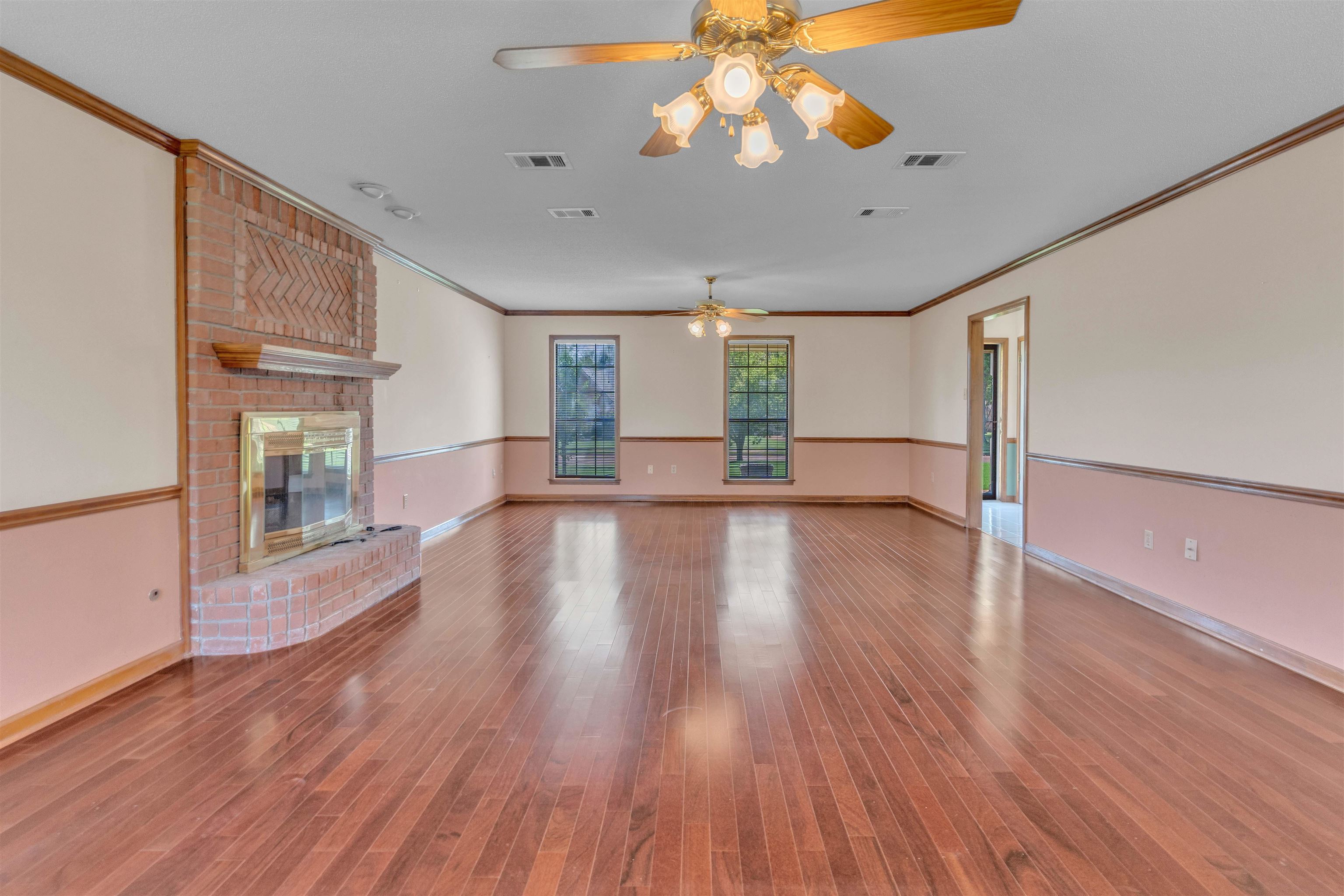 3779 Mendel Dr Property Photo 9