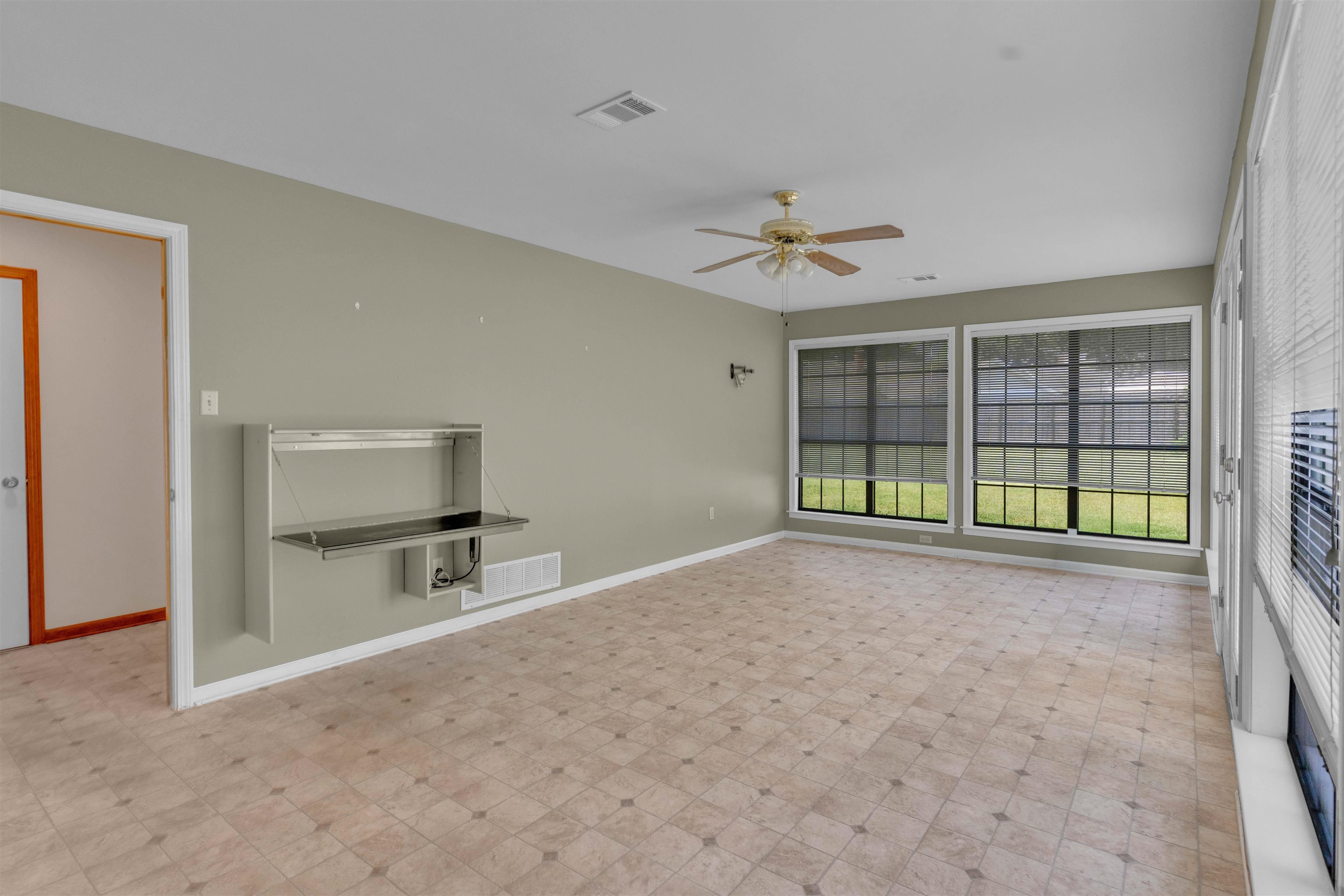 3779 Mendel Dr Property Photo 12