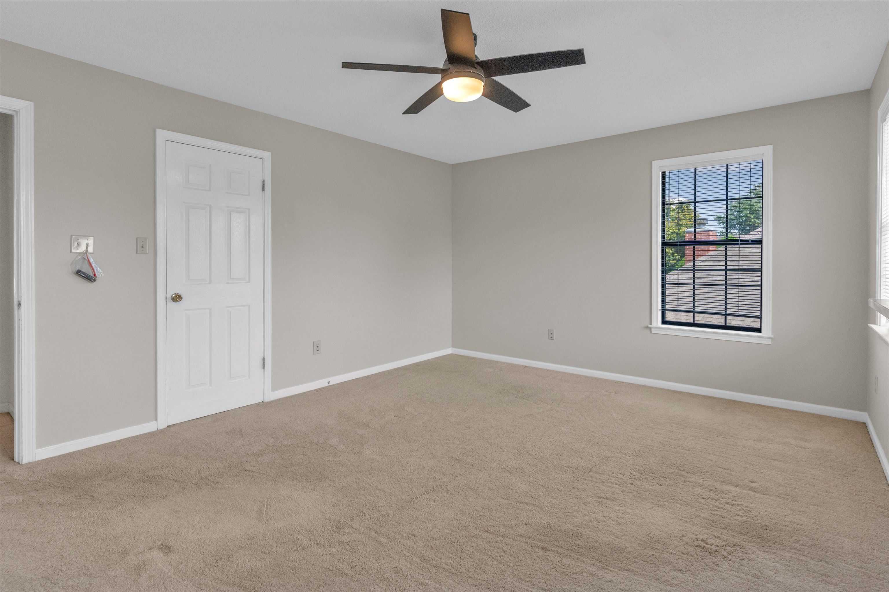 3779 Mendel Dr Property Photo 33