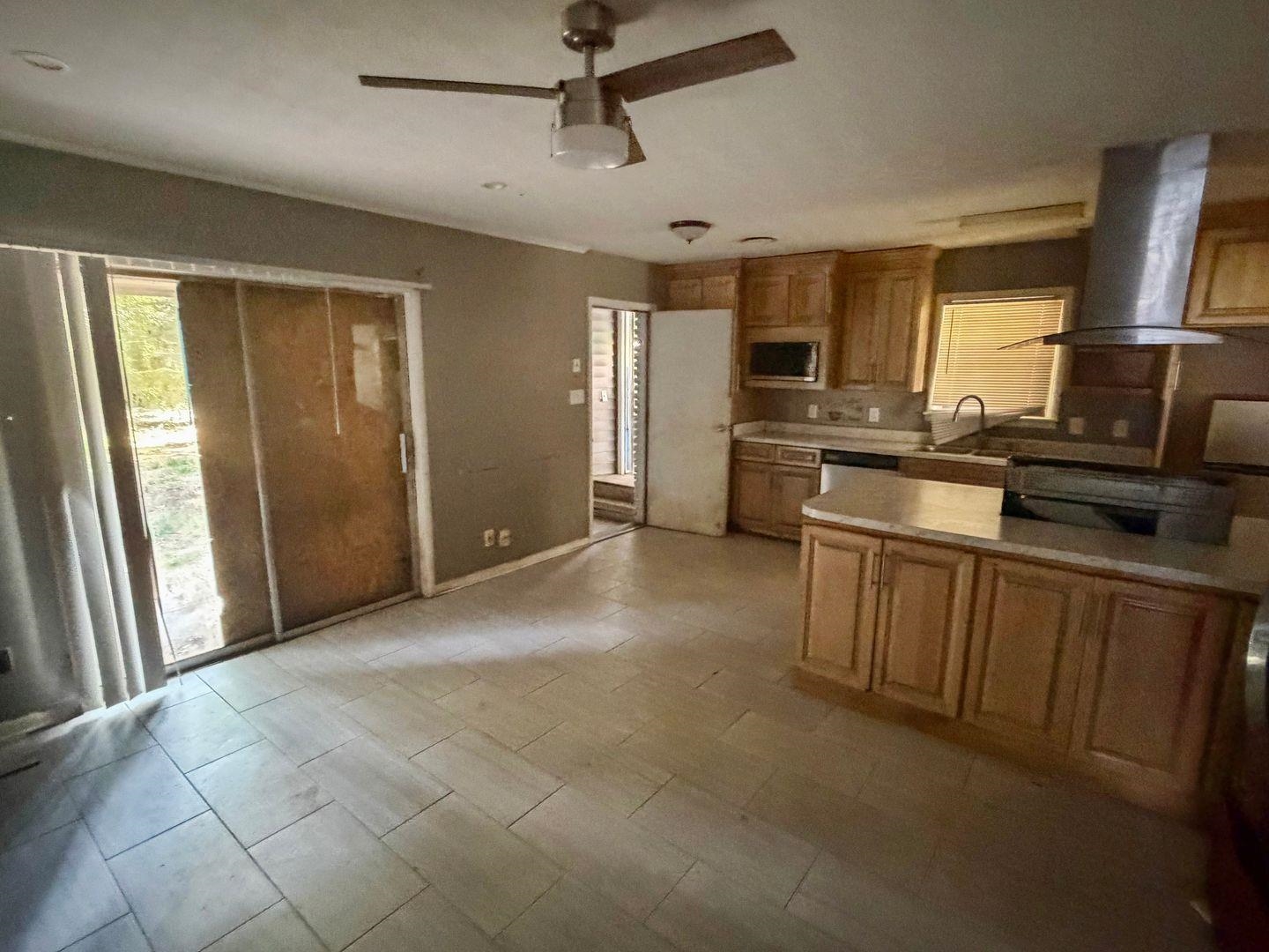 1862 S Dearing Rd Property Photo 6