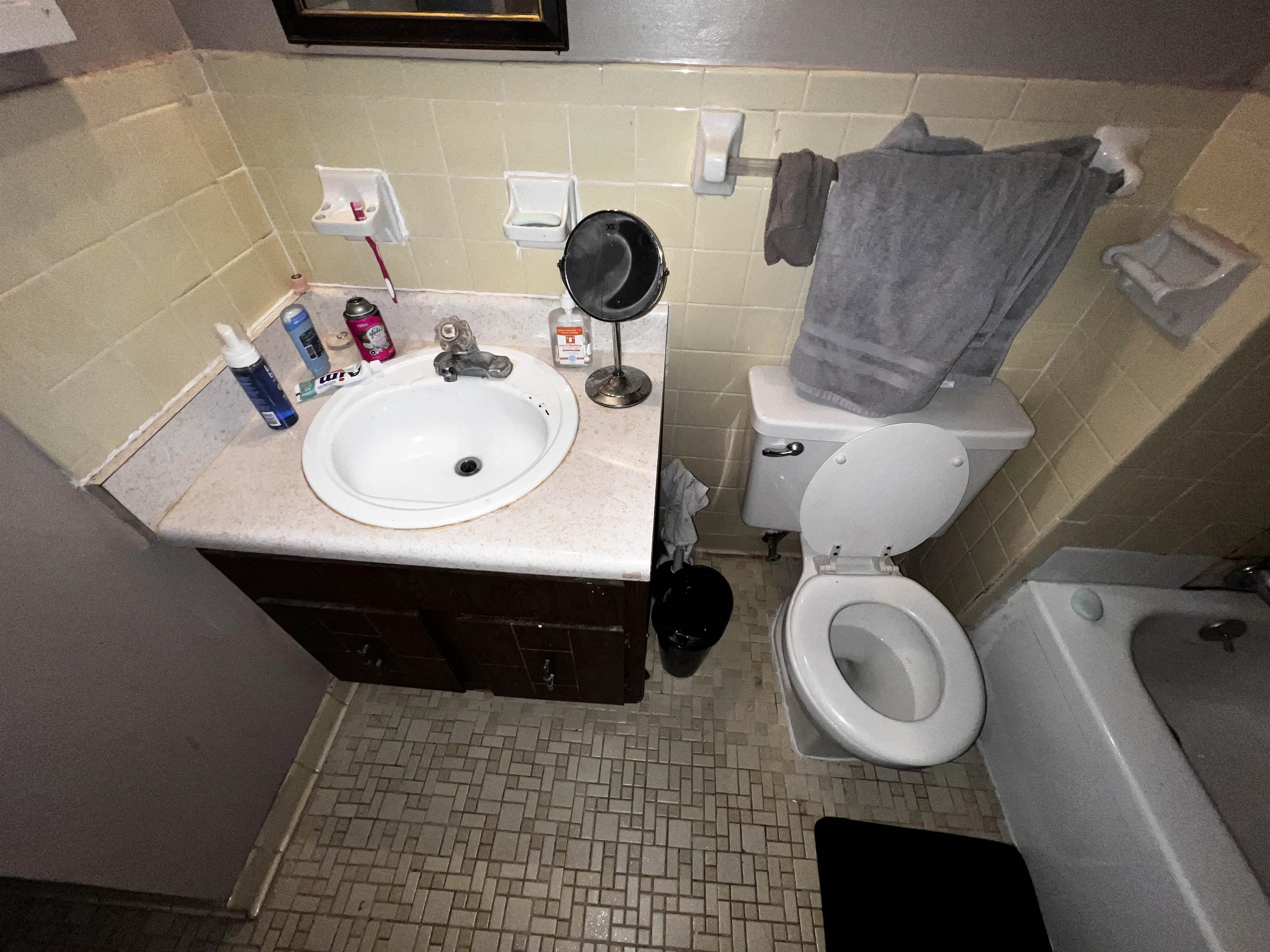 5700 Los Gatos Dr 2 Property Photo 9