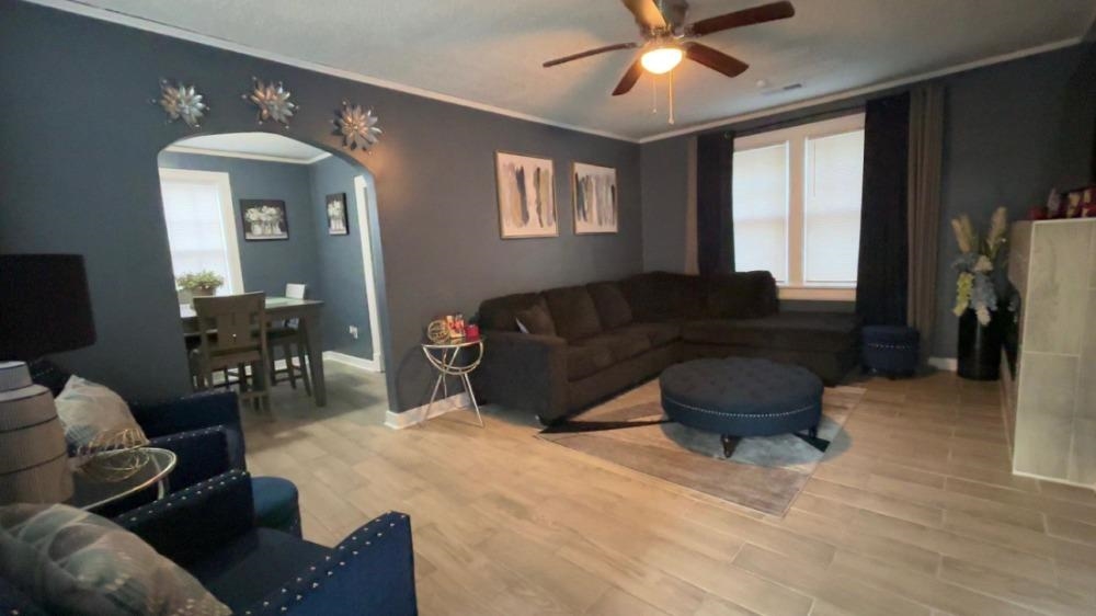 420 JOSEPHINE ST Property Photo 1