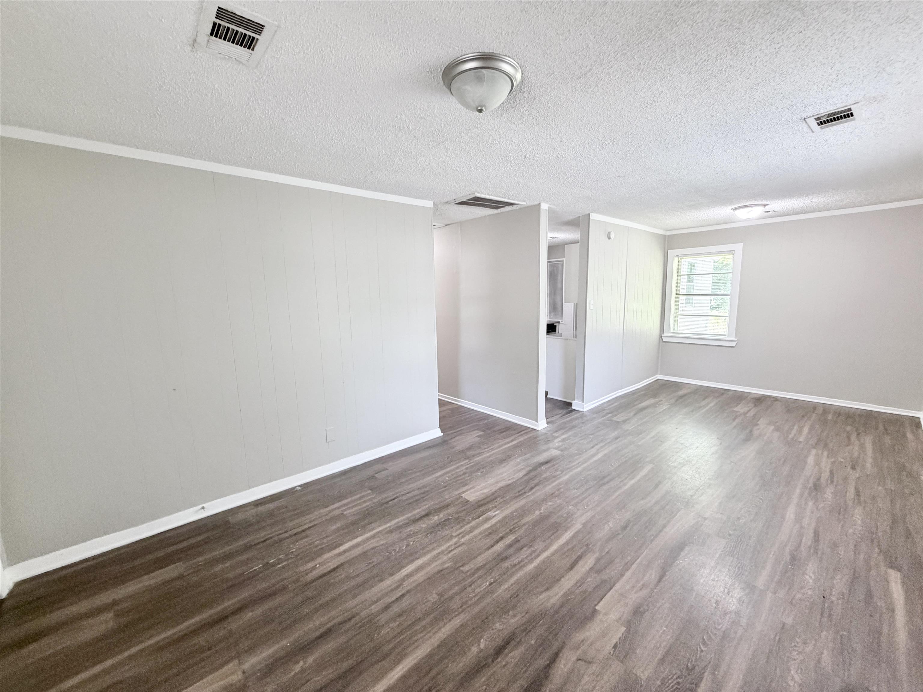 2792 Jolson Ave Property Photo 5
