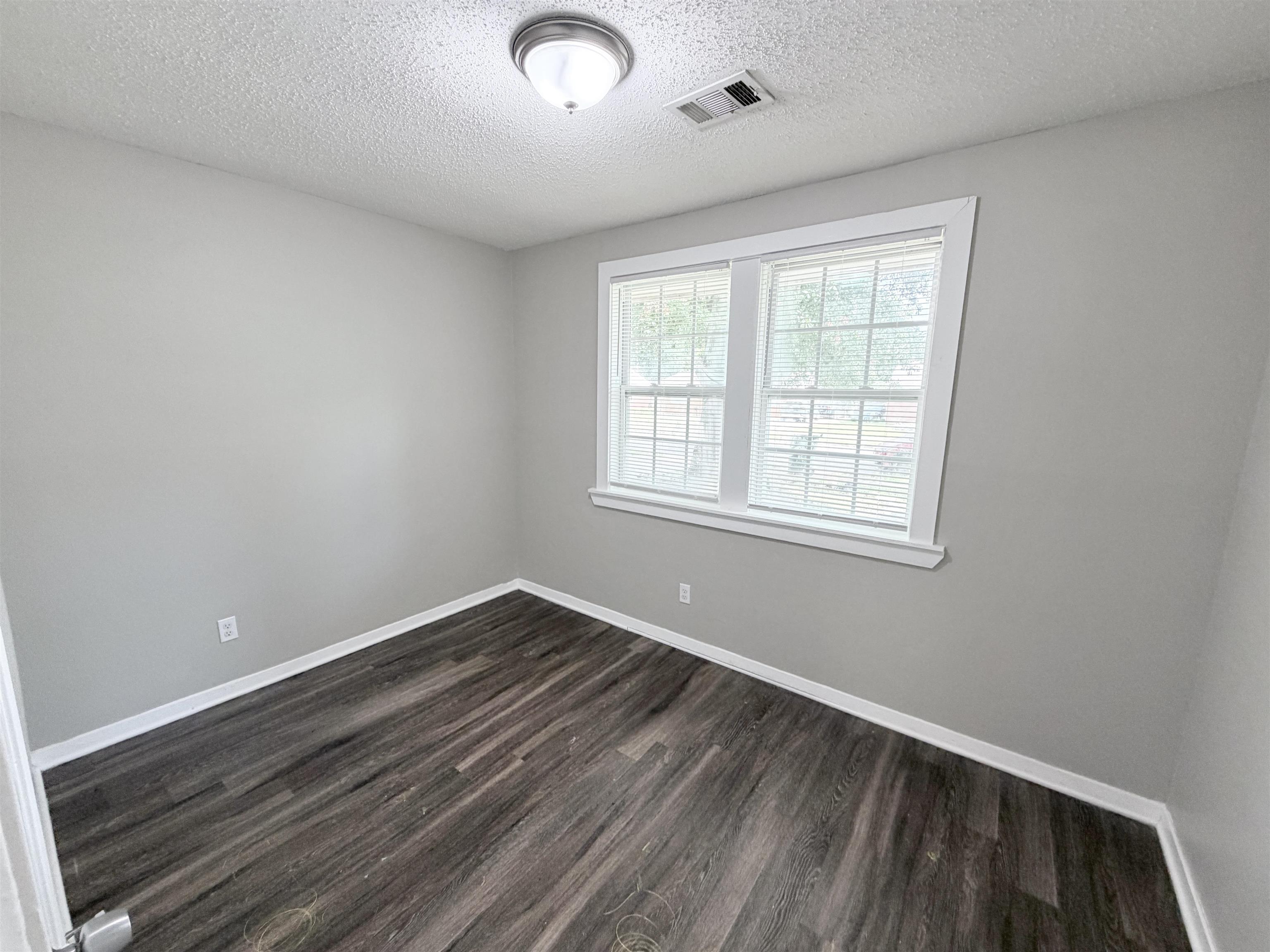 2792 Jolson Ave Property Photo 13